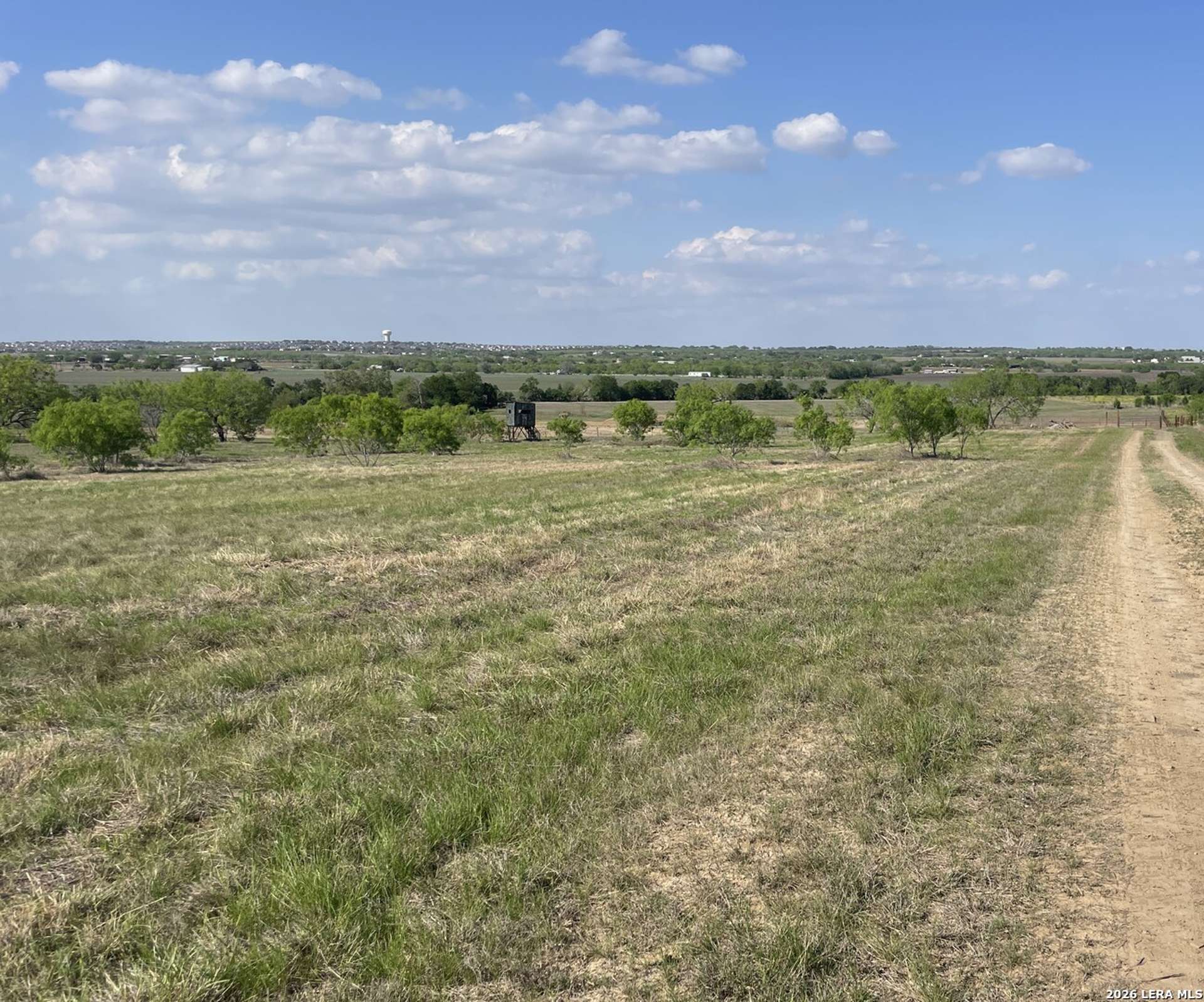 900 Graytown Road