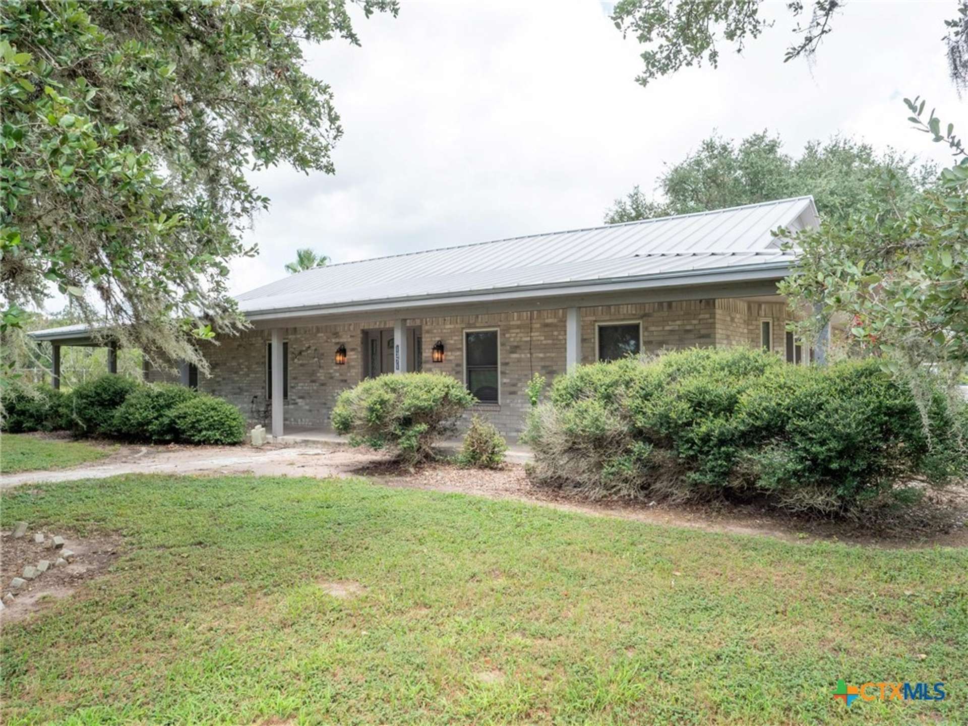 1371 Fannin Oaks
