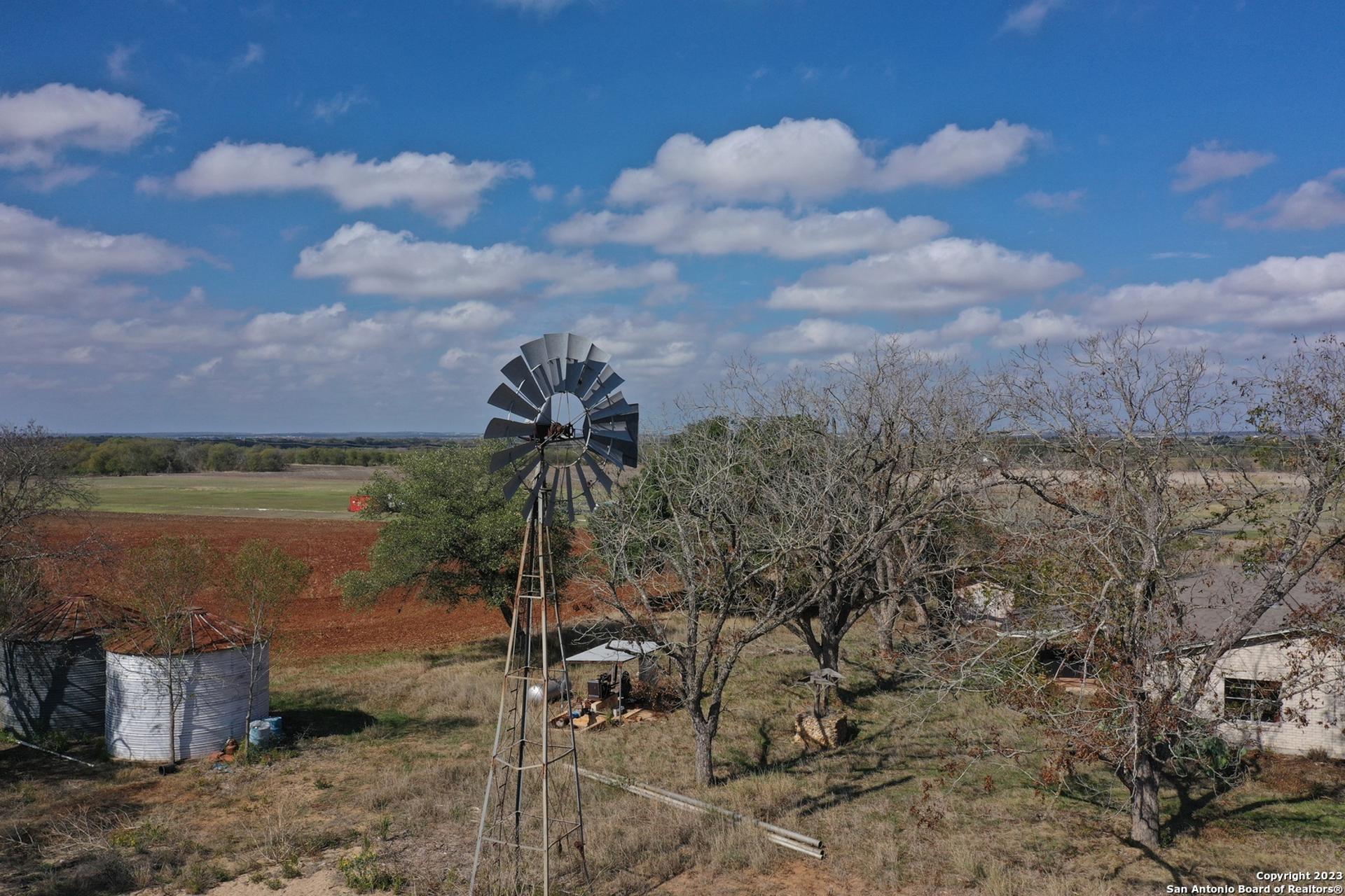 10085 Shepherd Rd, ATASCOSA, TX, 78002