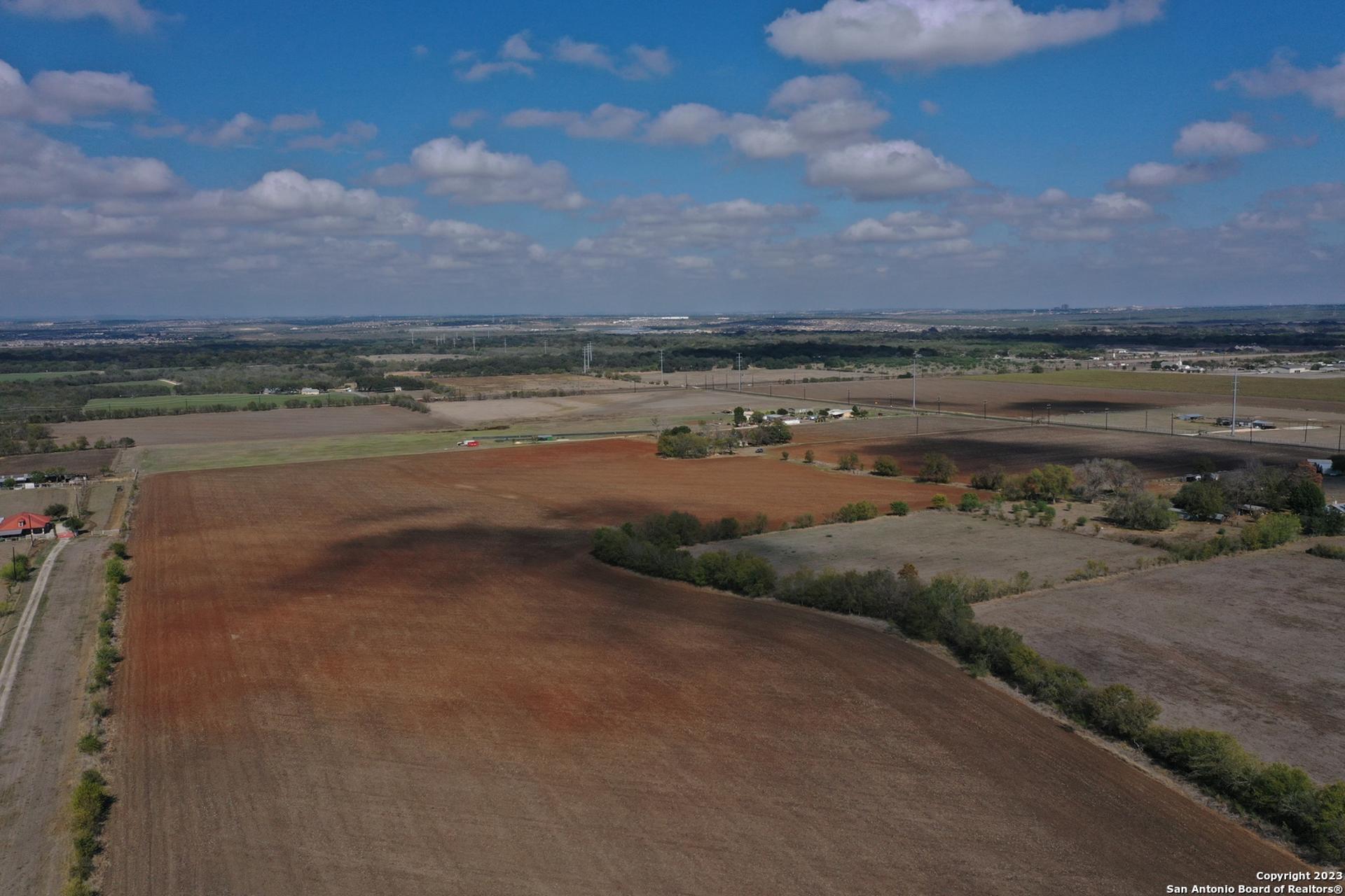 10085 Shepherd Rd, ATASCOSA, TX, 78002