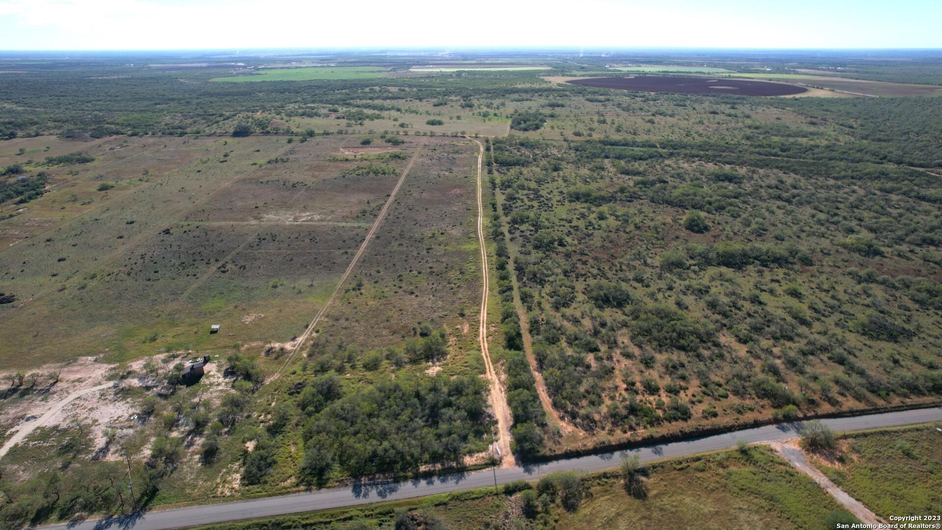 1913 County Road 3000, PEARSALL, TX, 78061