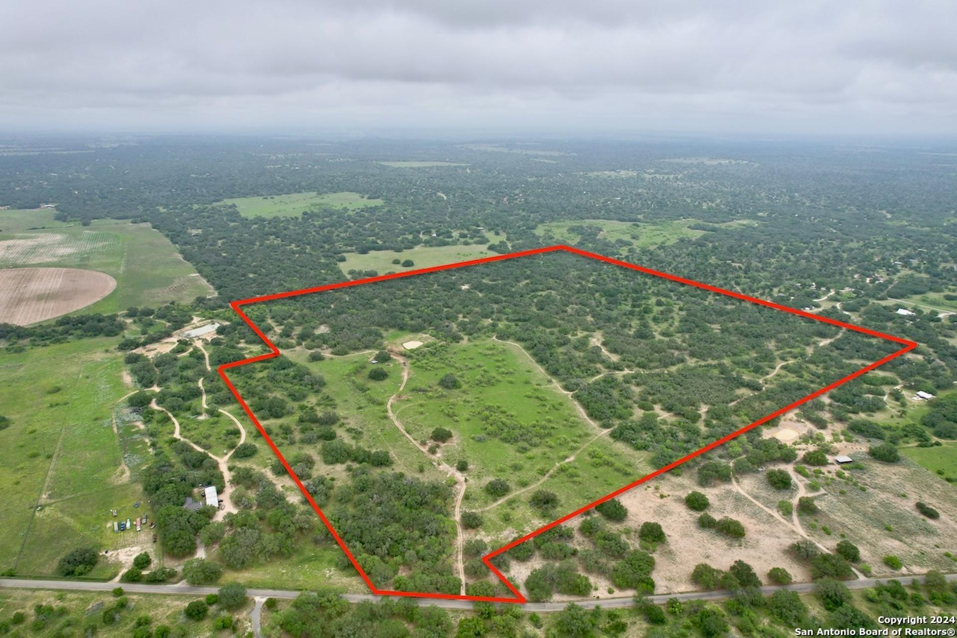 177.9 AC CR 7711, DEVINE, TX, 78016
