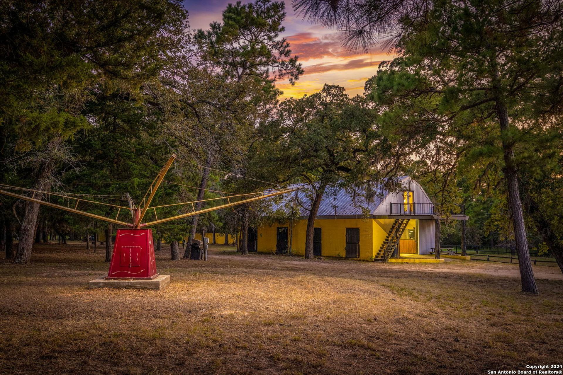 1031 Angel Lake Estates, ALLEYTON, TX, 78935