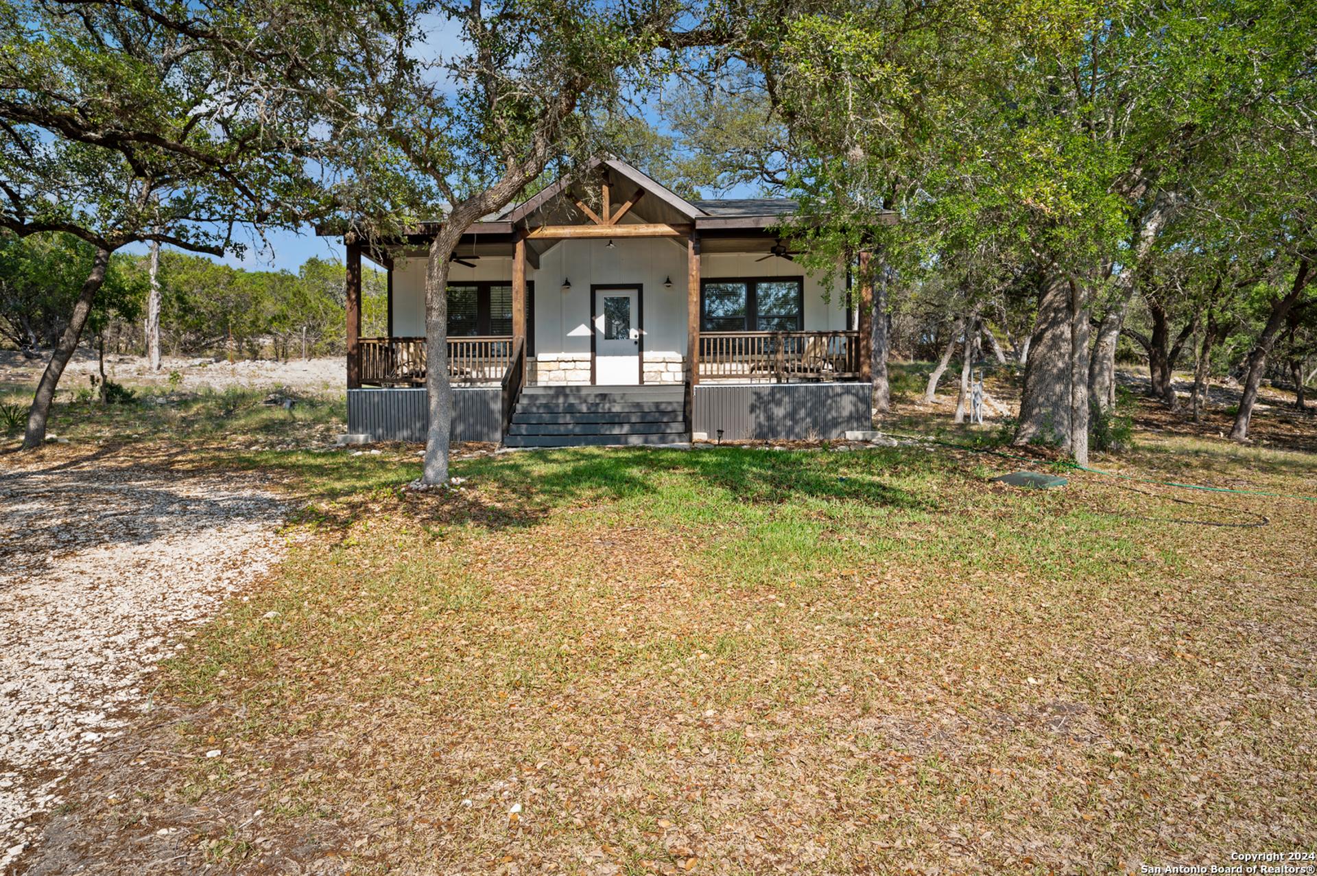 109 Waring Welfare, BOERNE, TX, 78015