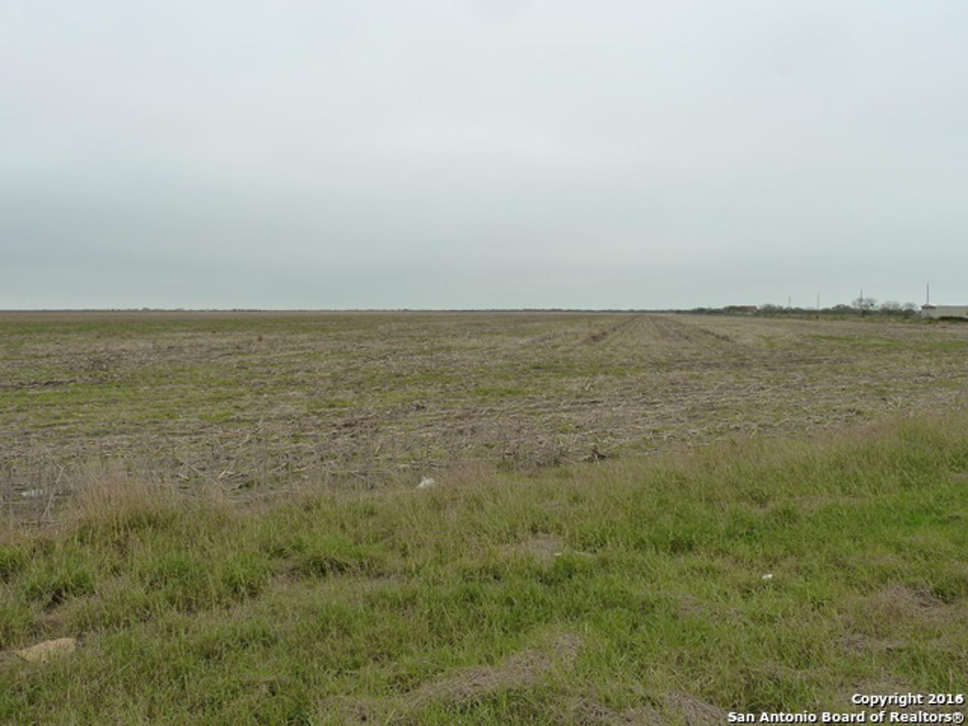 1956 Fm 1554, ALICE, TX, 78332