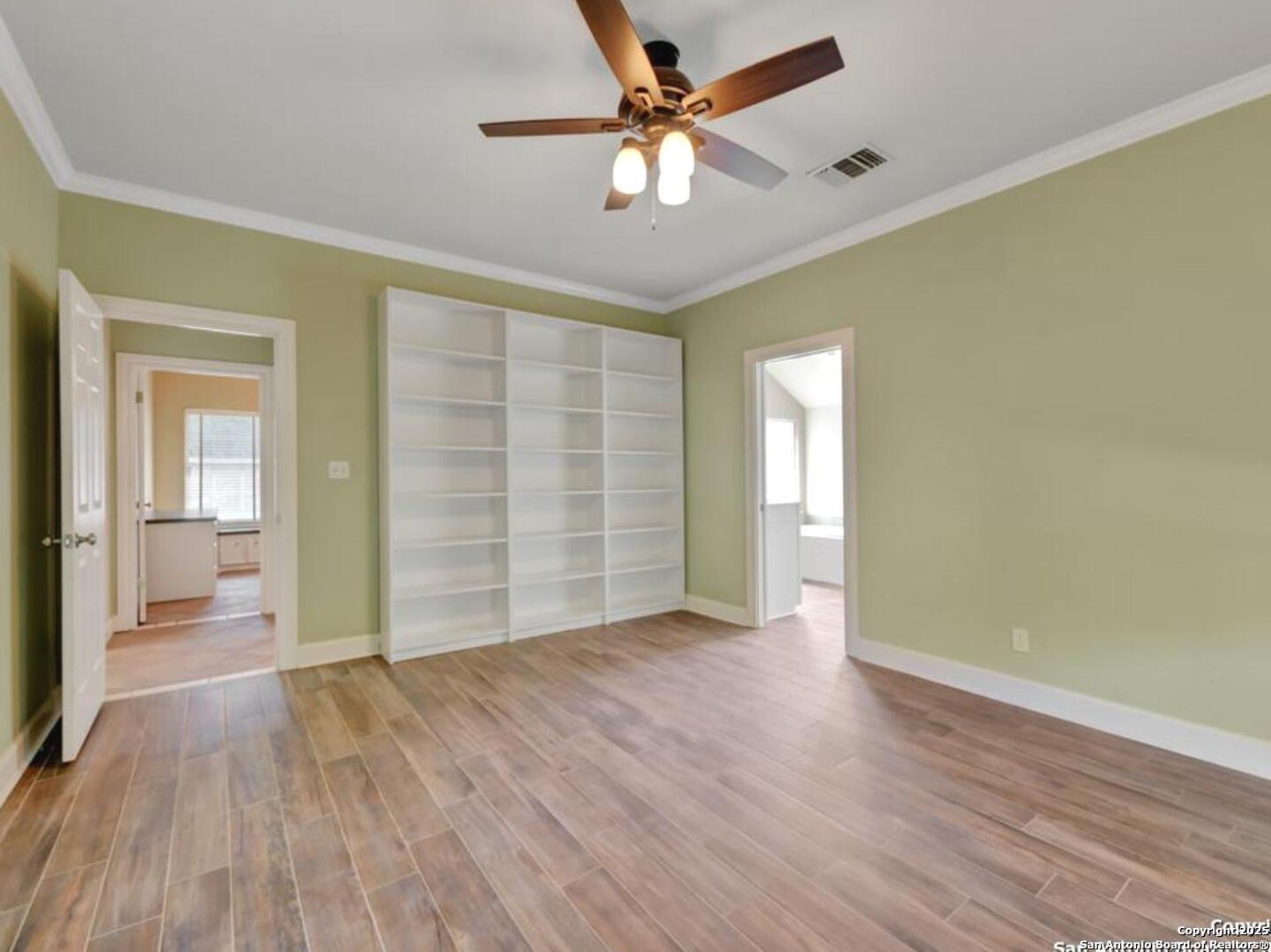 1210 Whispering Woods, NEWBRAUNFE, TX, 78132
