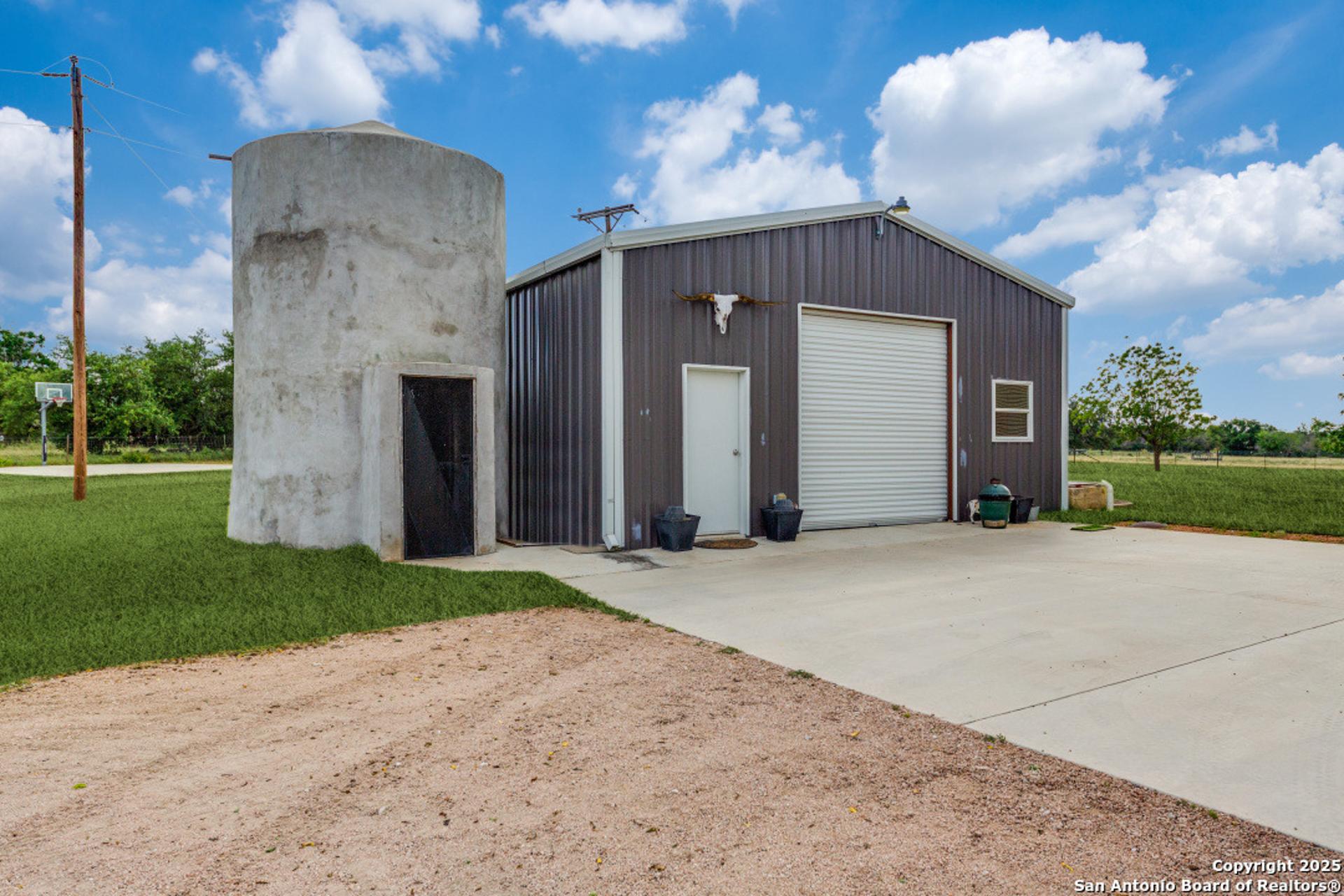 121A Bartel, COMFORT, TX, 78013