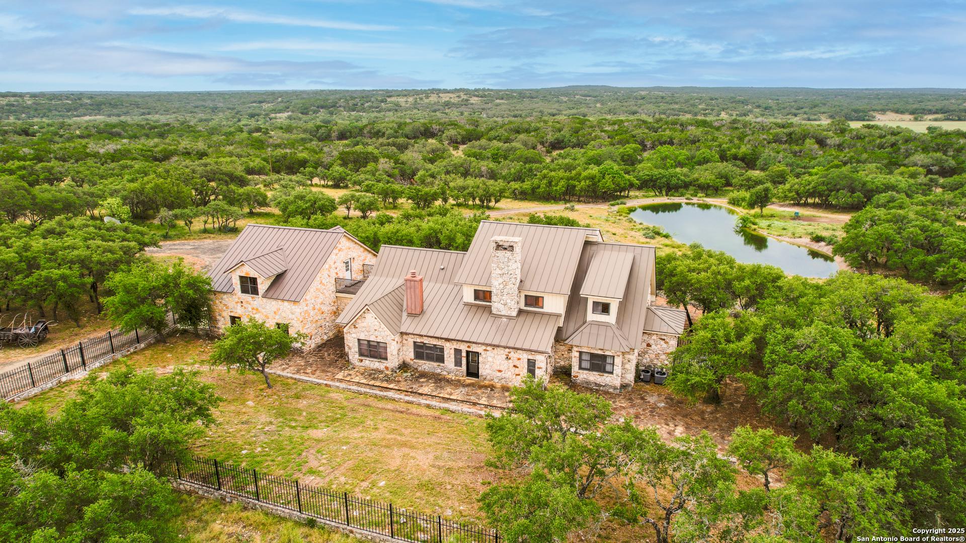 1305 camino real, JUNCTION, TX, 76849
