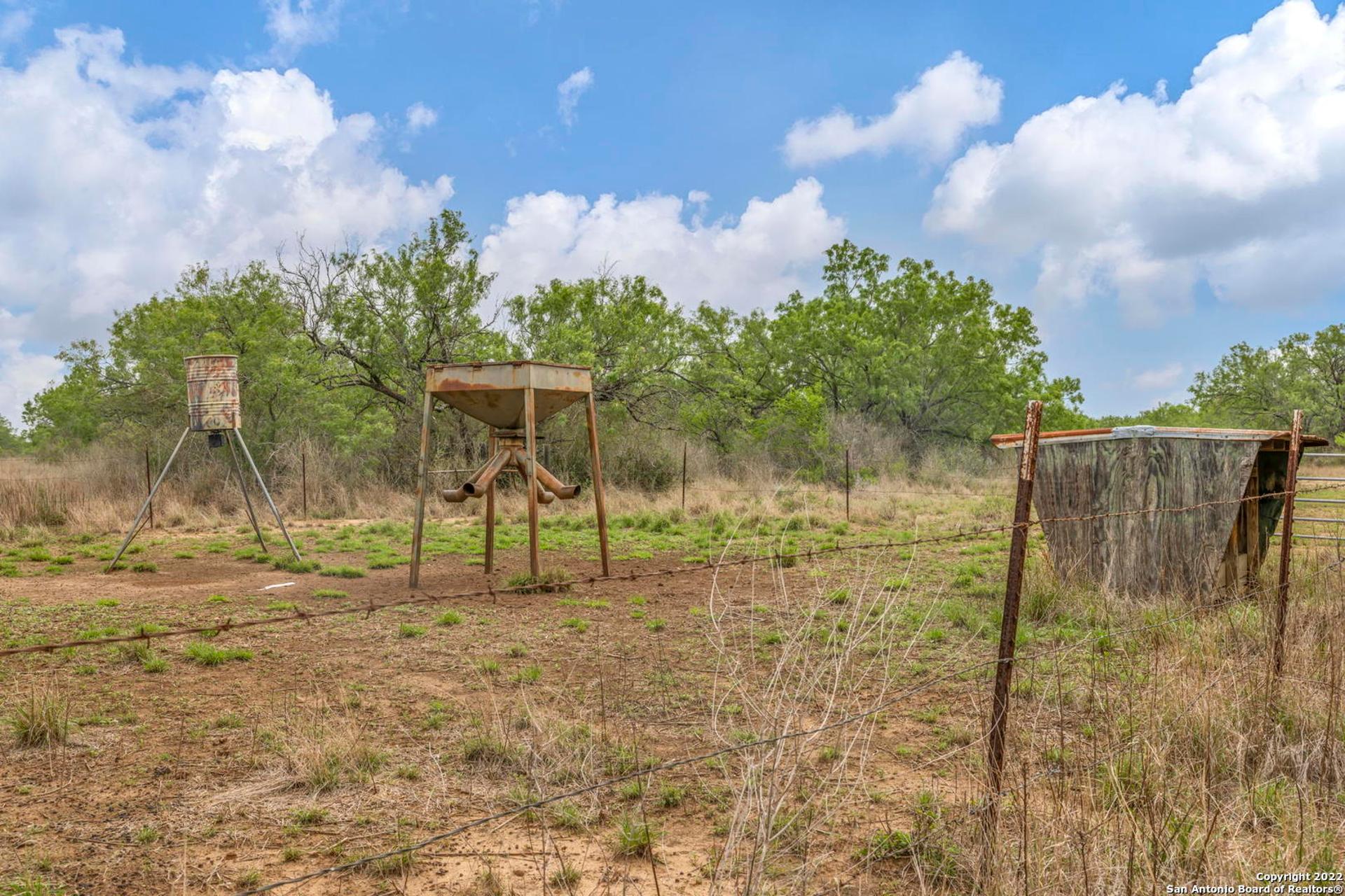 4141 CR 343, CHARLOTTE, TX, 78011