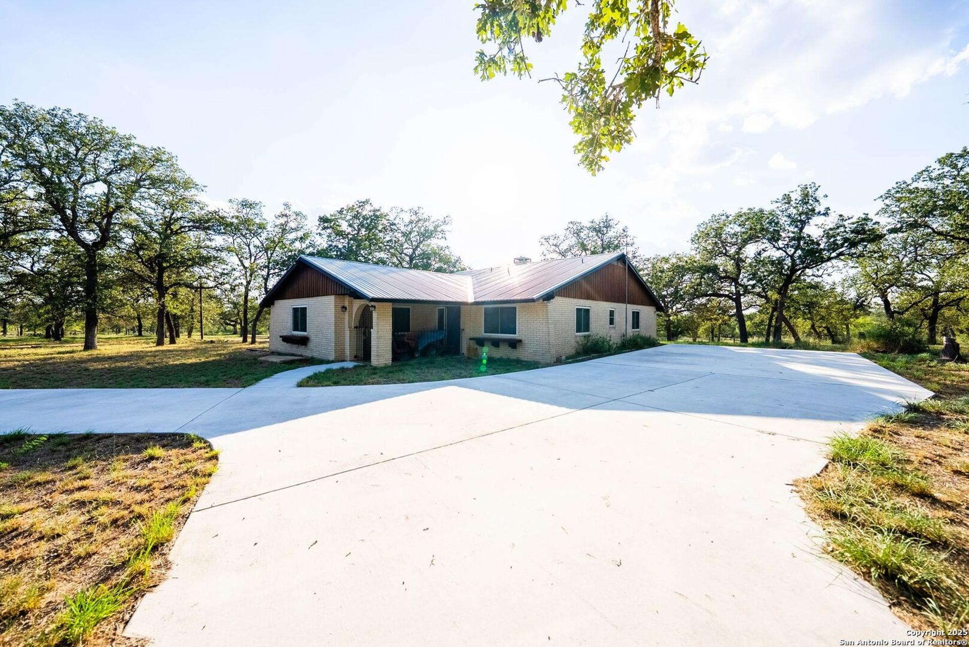 580 Rangeland Rd, SEGUIN, TX, 78155