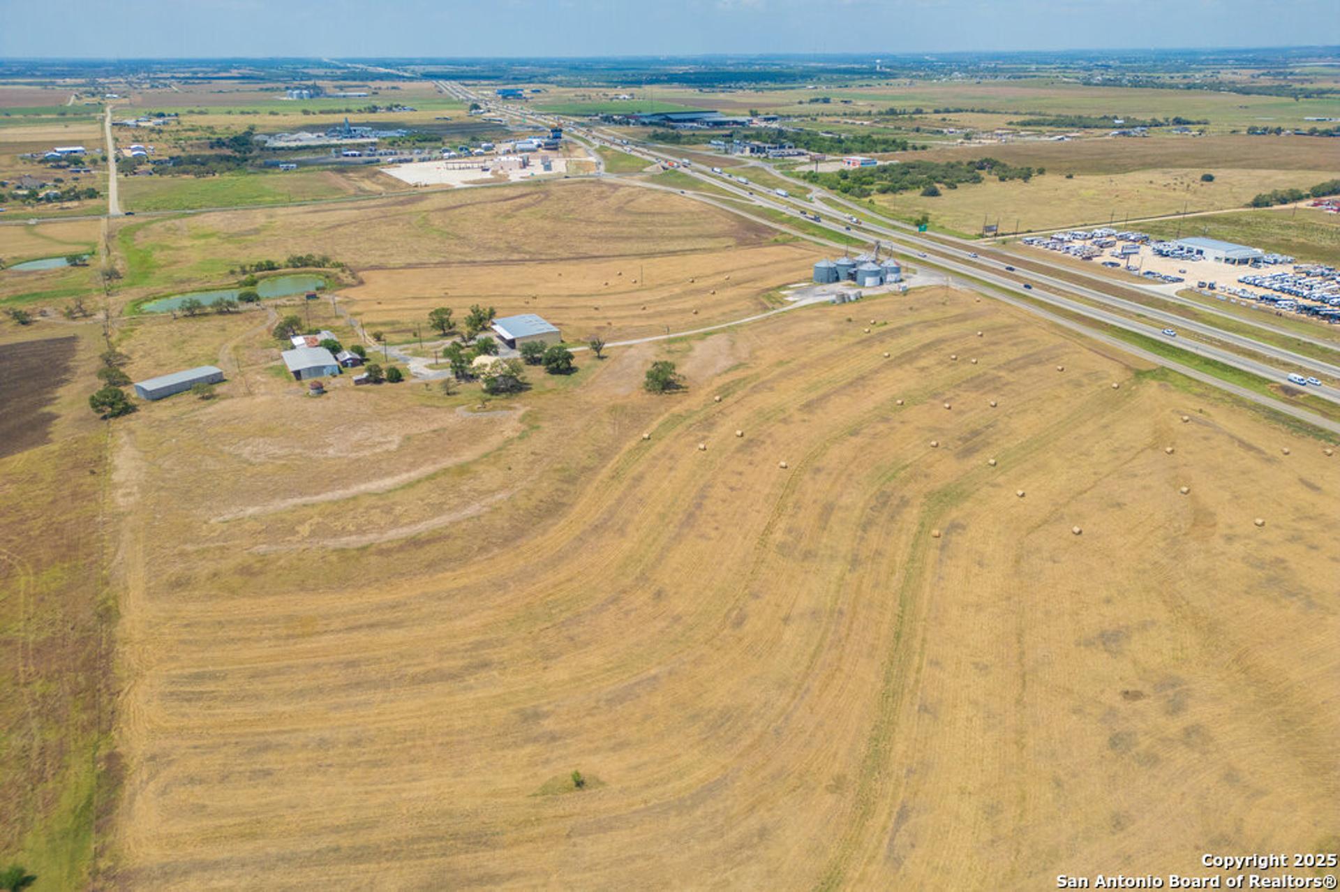 5775 Interstate 10, SEGUIN, TX, 78155