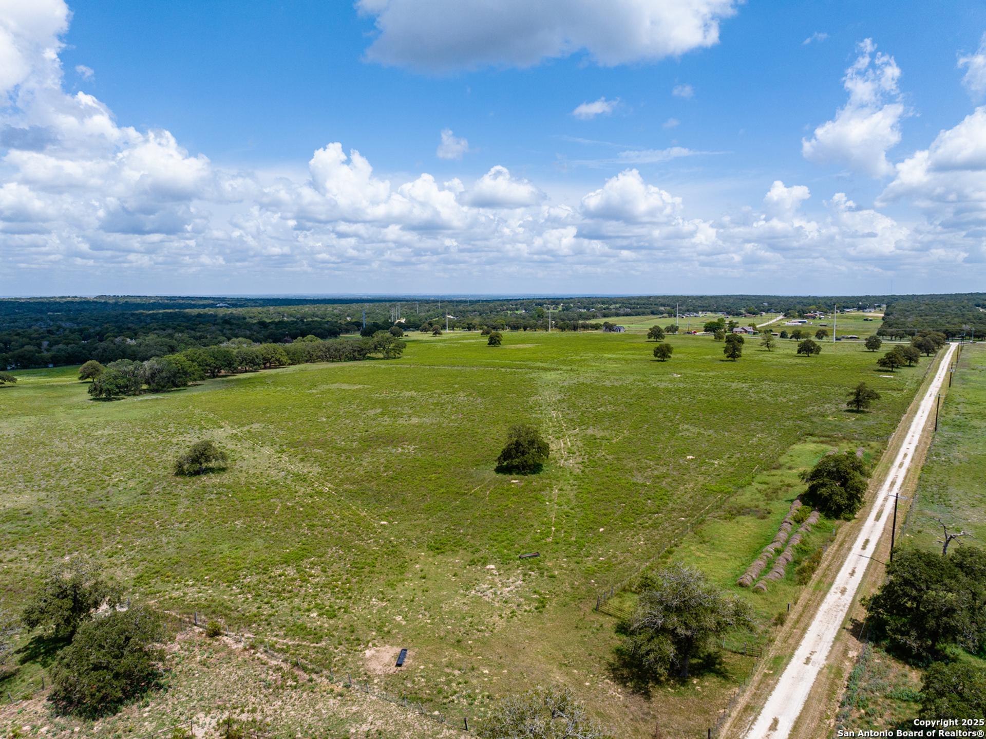 8841 Fm 775, LA_VERNIA, TX, 78121
