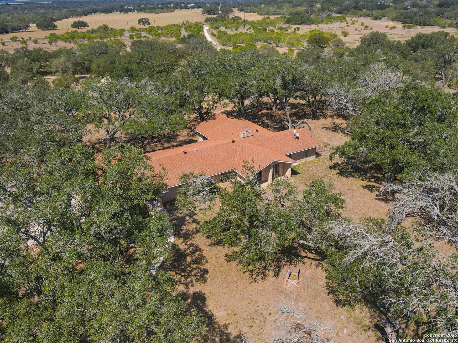 0 Fm 2200, DEVINE, TX, 78016