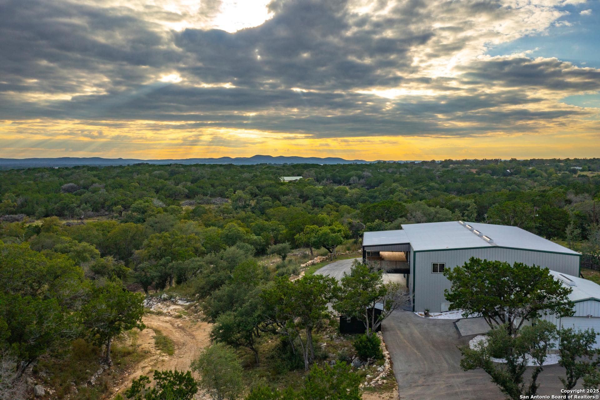 247 betty, BANDERA, TX, 78003