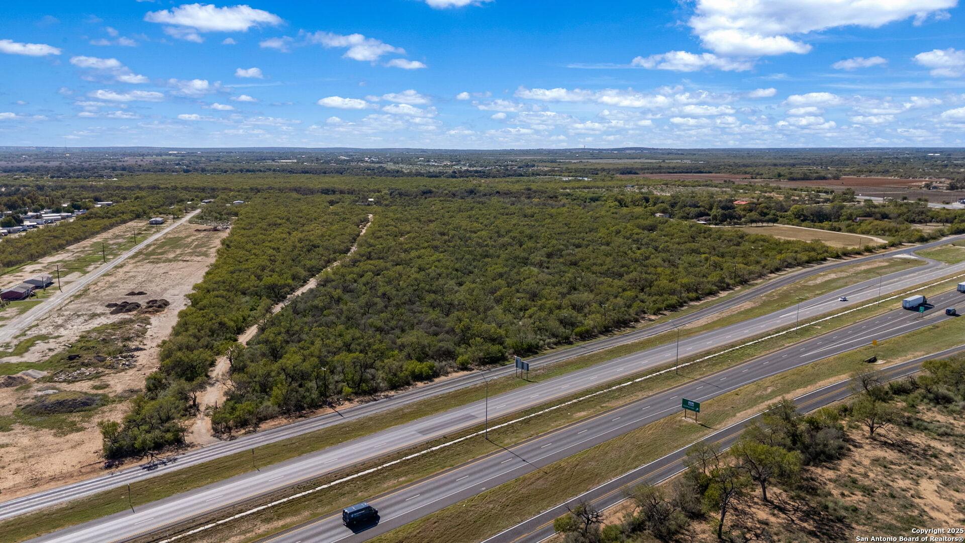 14350 Interstate 35, VON_ORMY, TX, 78073