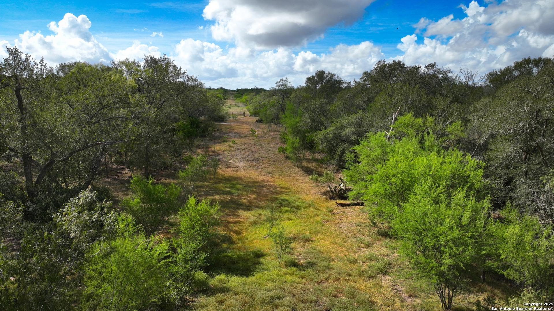 000 TX 97, GONZALES, TX, 78629