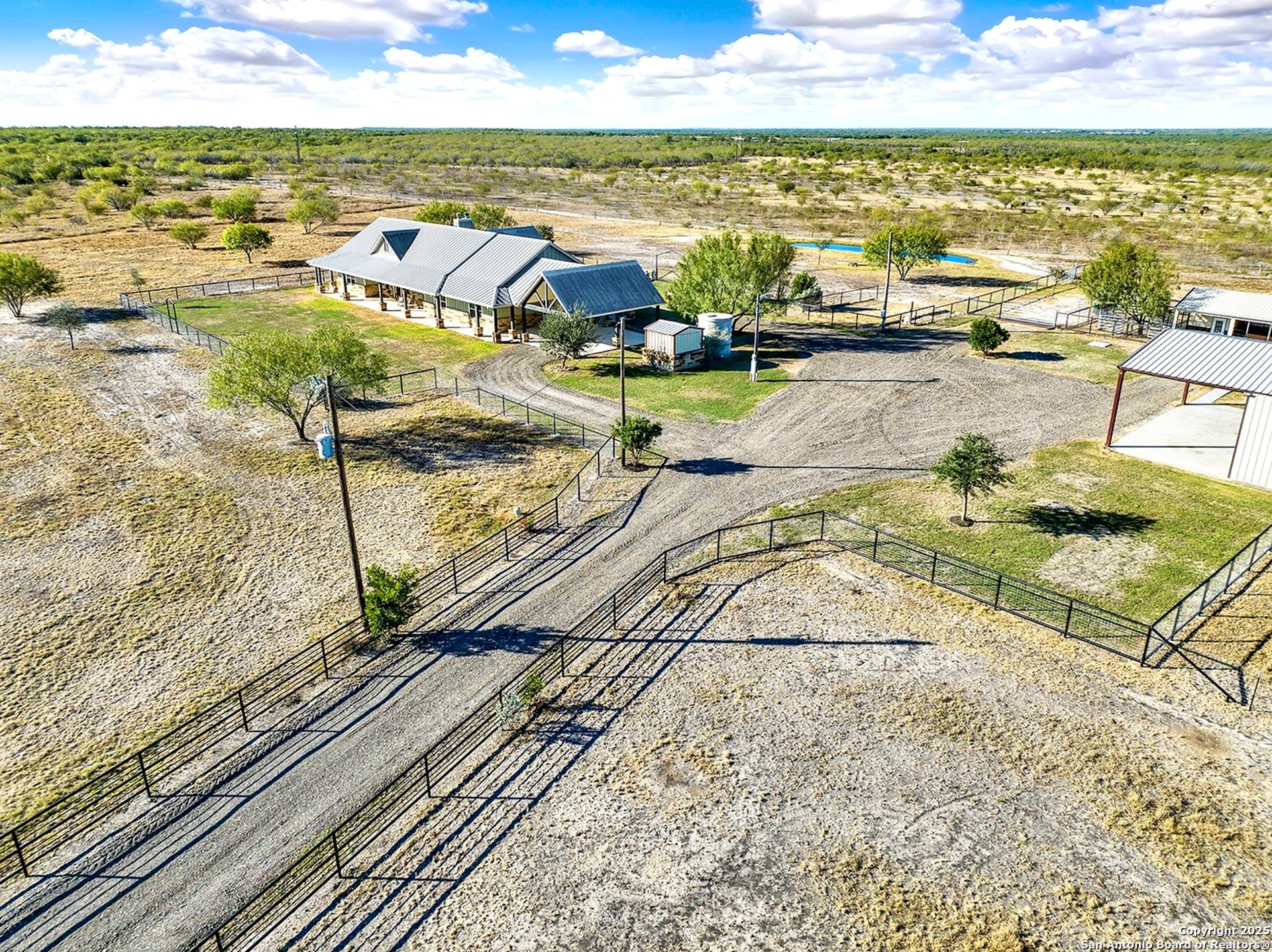 3498 County Road 215, FALLS_CITY, TX, 78113