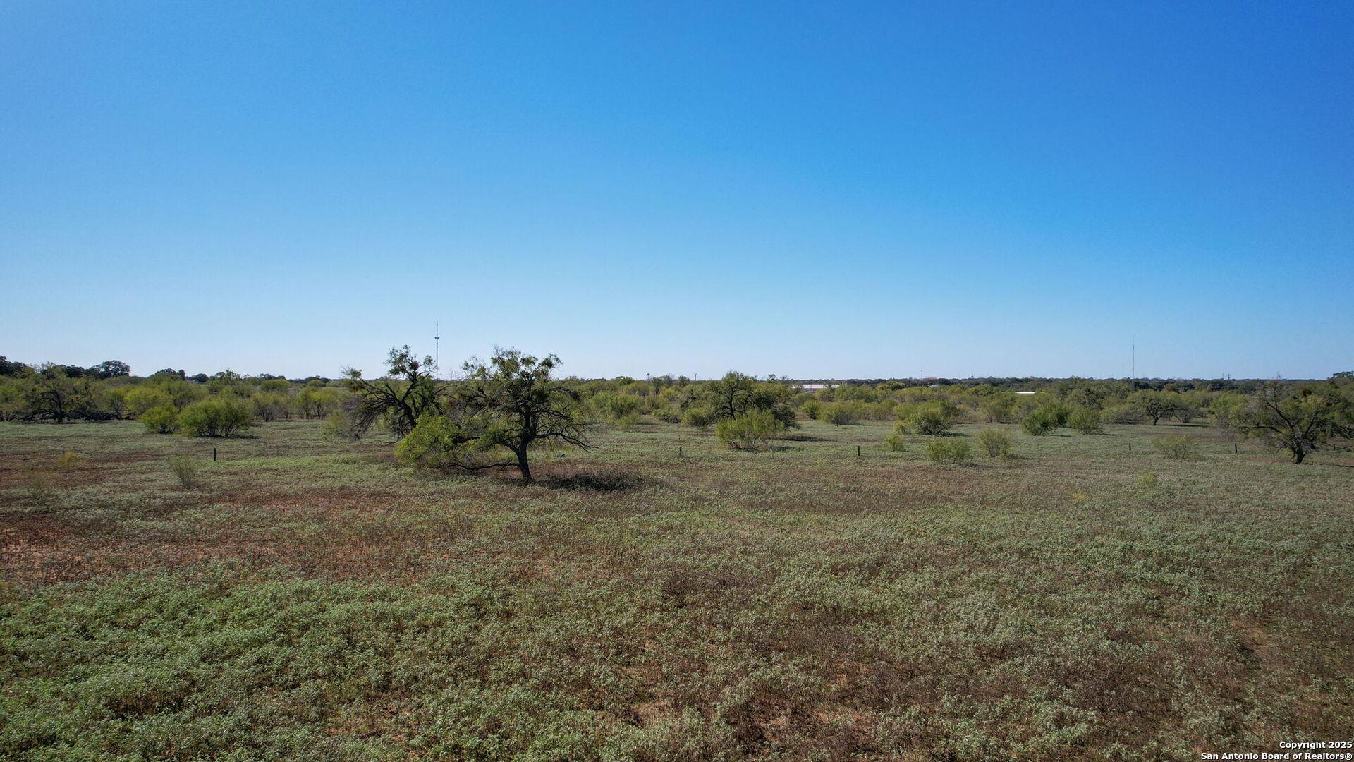 2452 2nd St, PLEASANTON, TX, 78064