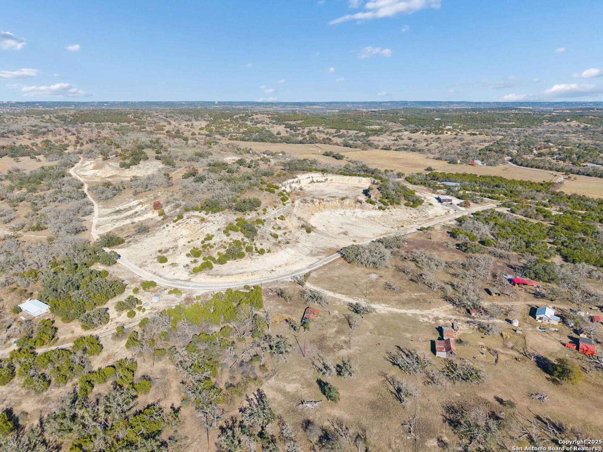944 Metzger, FREDERICKS, TX, 78624