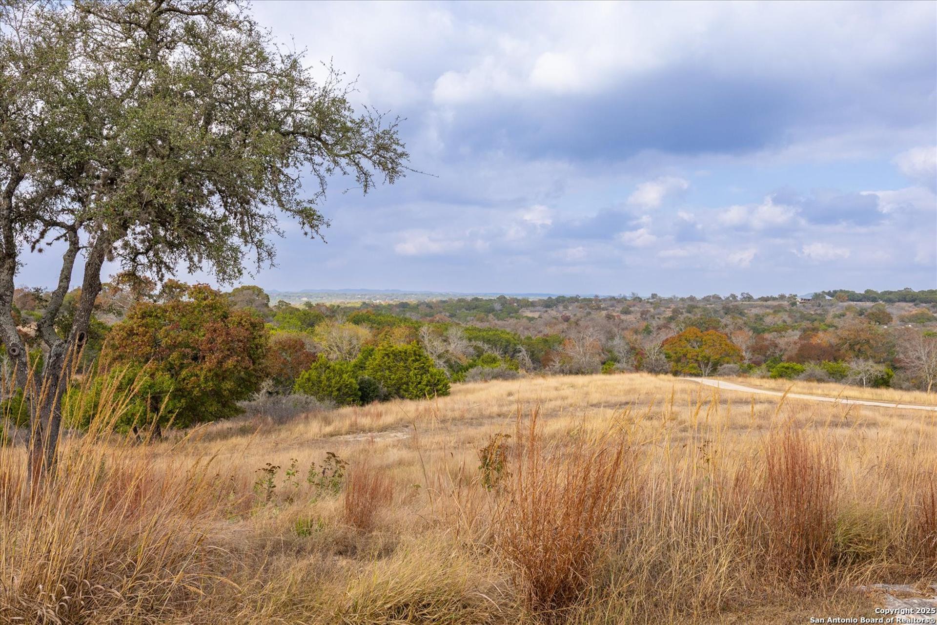 127 Camp Alzafar, BOERNE, TX, 78006