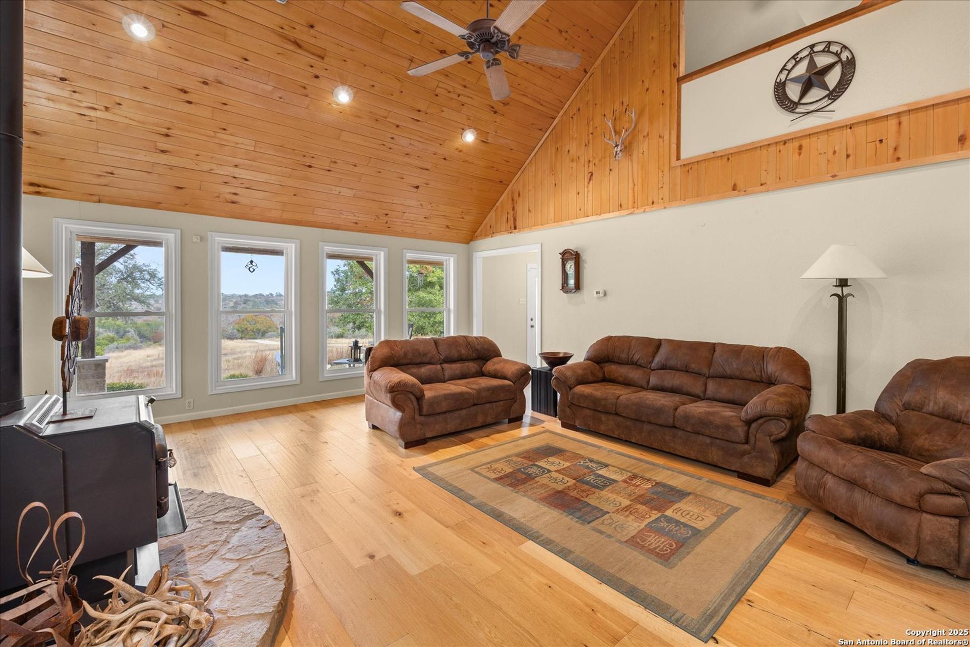 127 Camp Alzafar, BOERNE, TX, 78006
