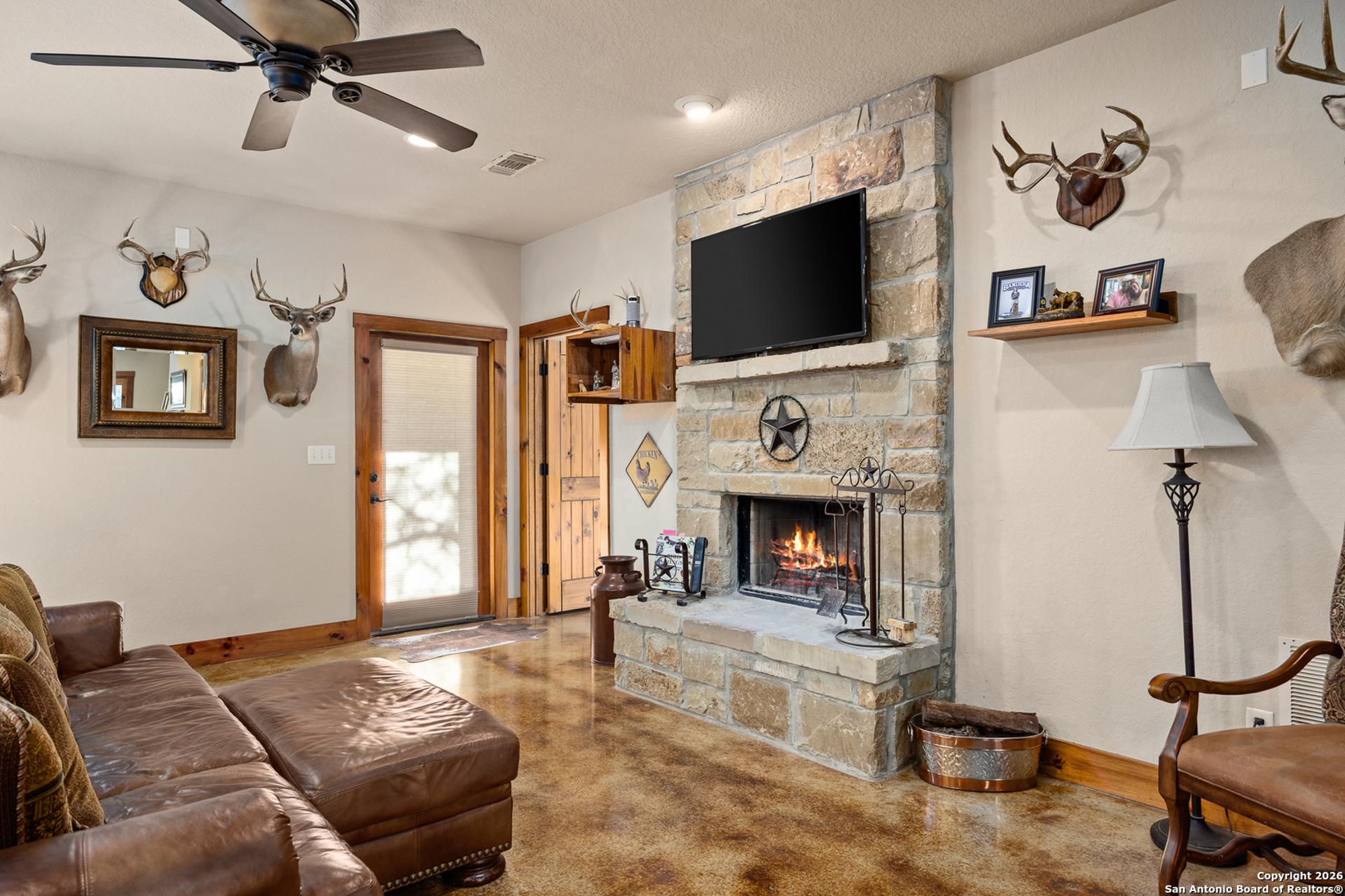 488 Phillip, PIPE_CREEK, TX, 78063