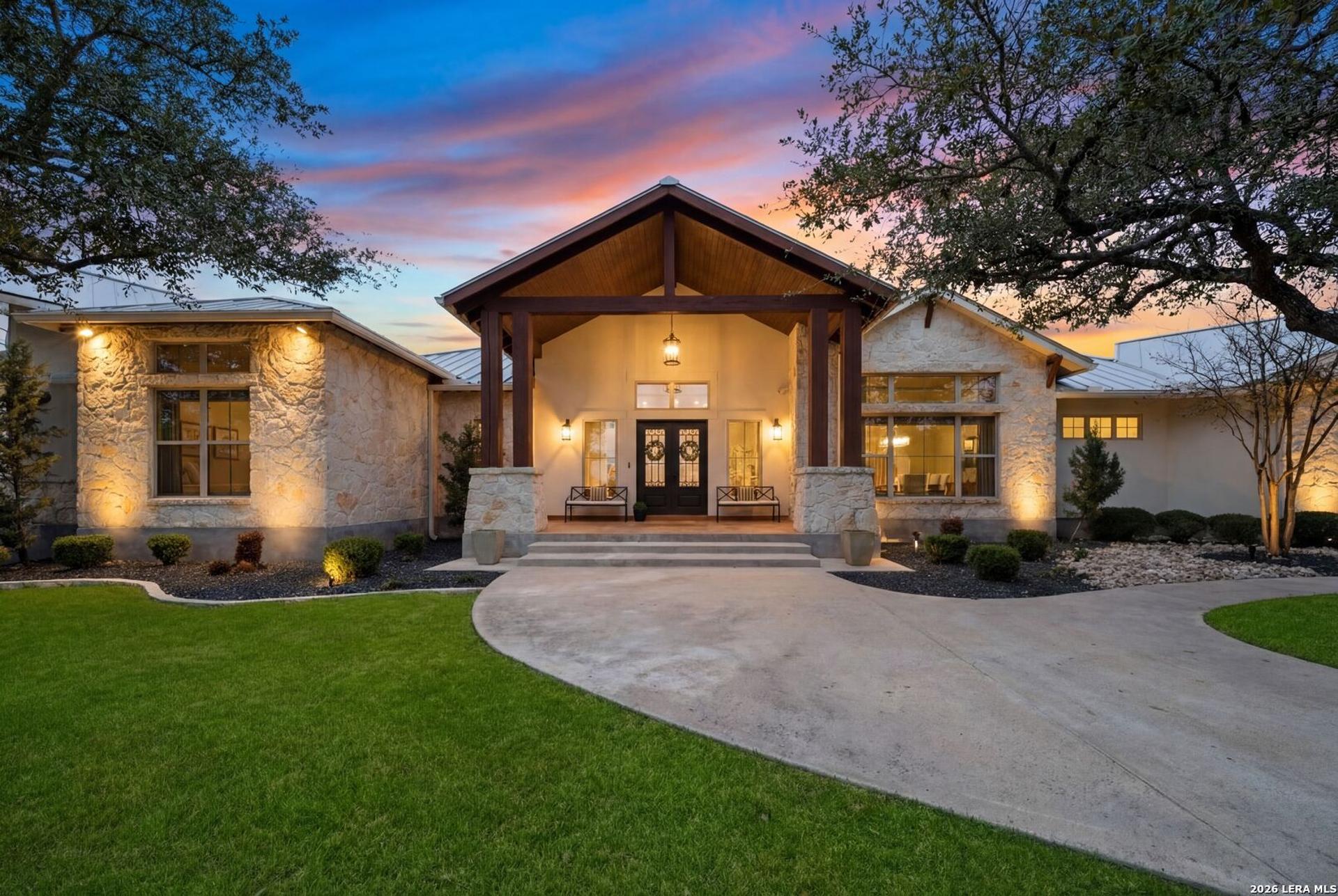 1043 Twin River, CANYONLAKE, TX, 78133
