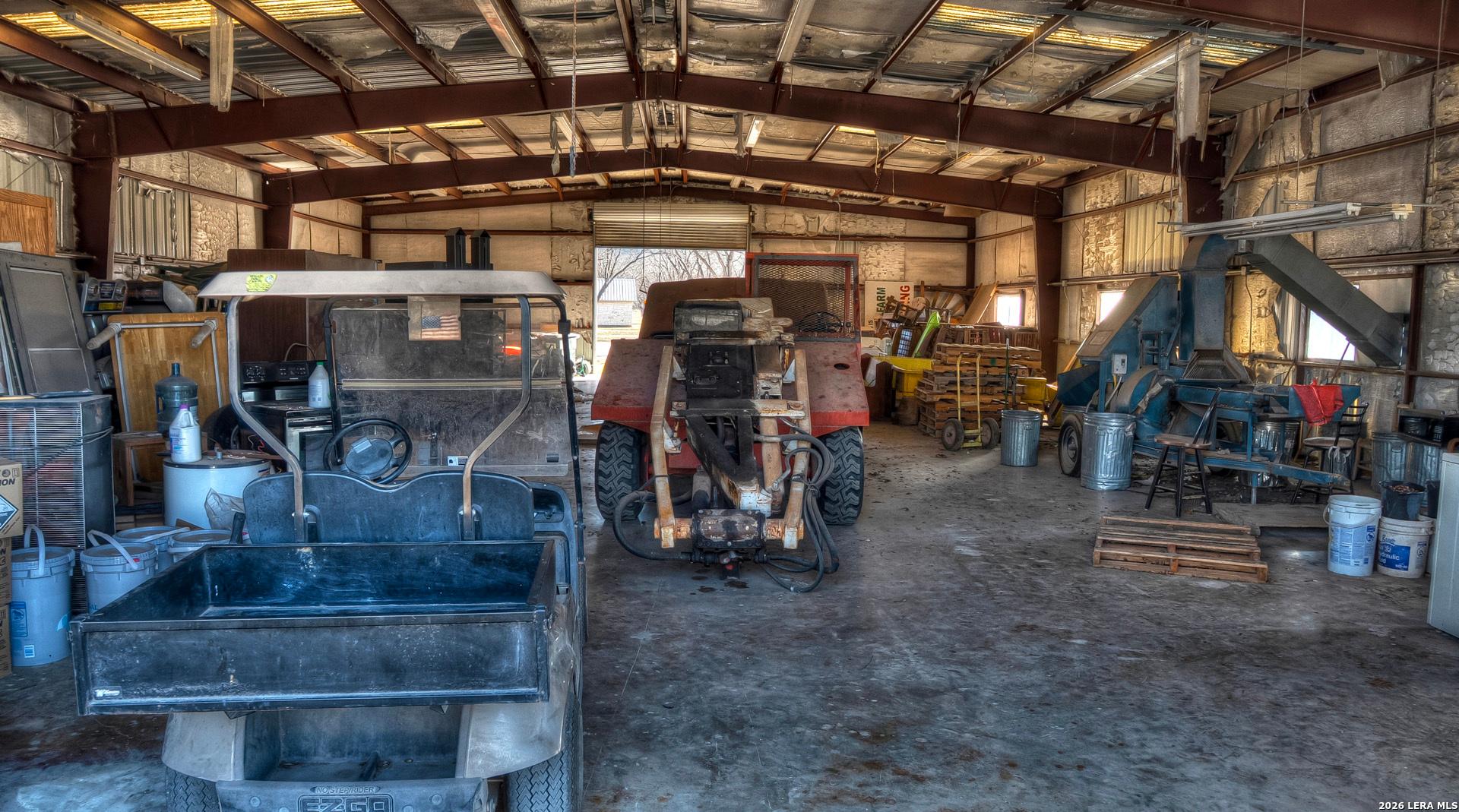 429 Johnny Seibert Ln, LEAKEY, TX, 78873