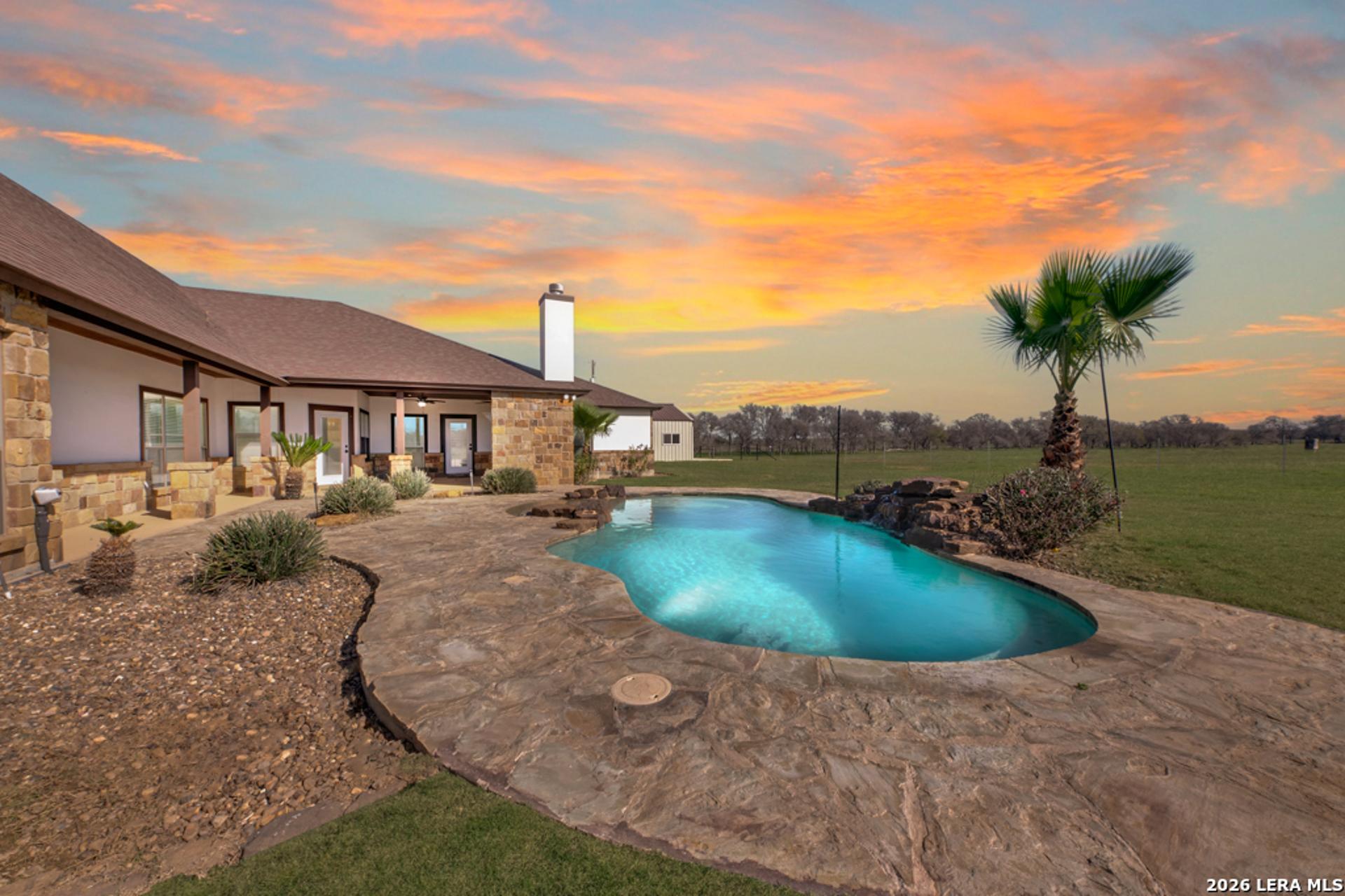 3255 Fm 539, LA_VERNIA, TX, 78121