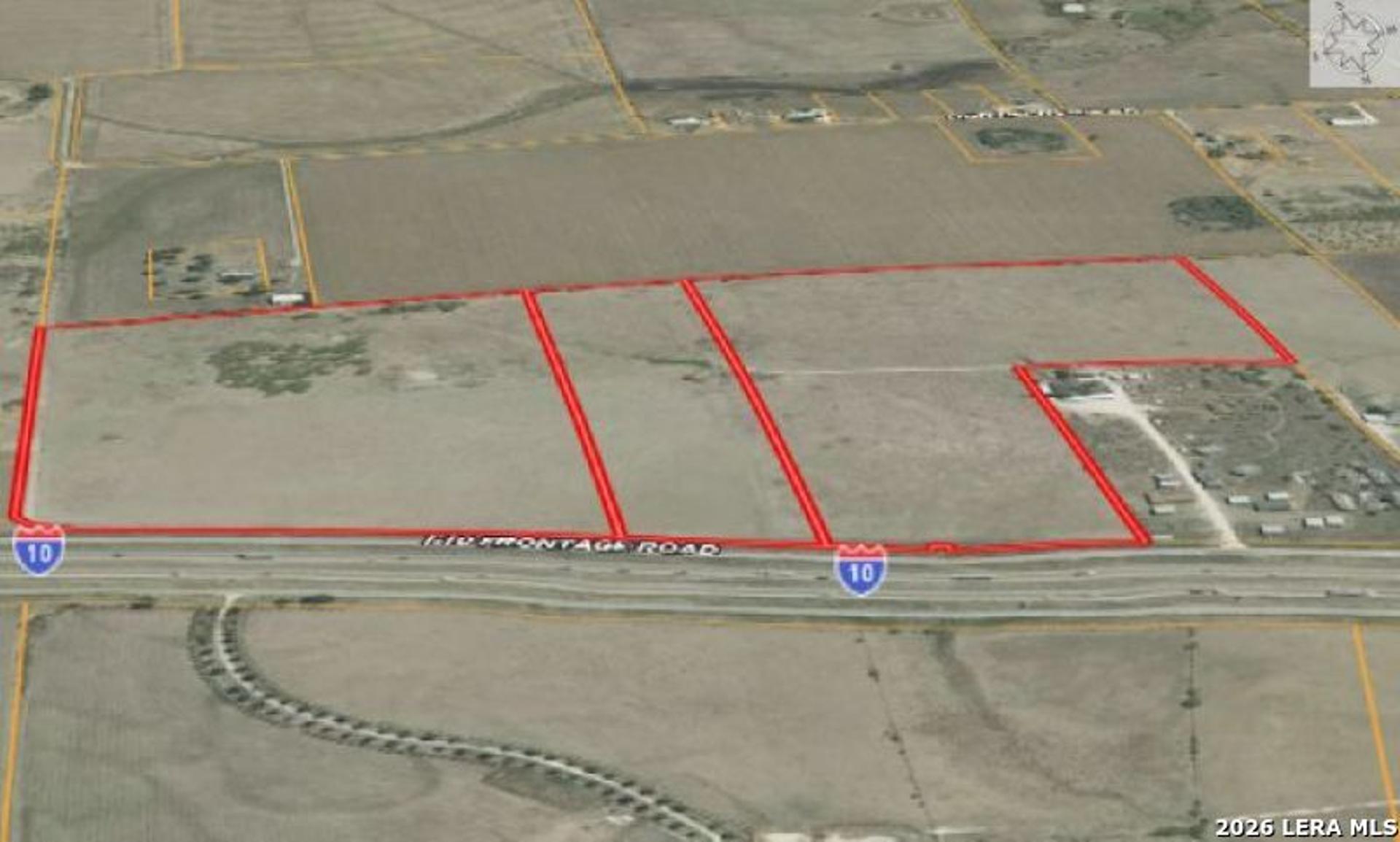 70 +/- ACRES IH 10, SEGUIN, TX, 78155