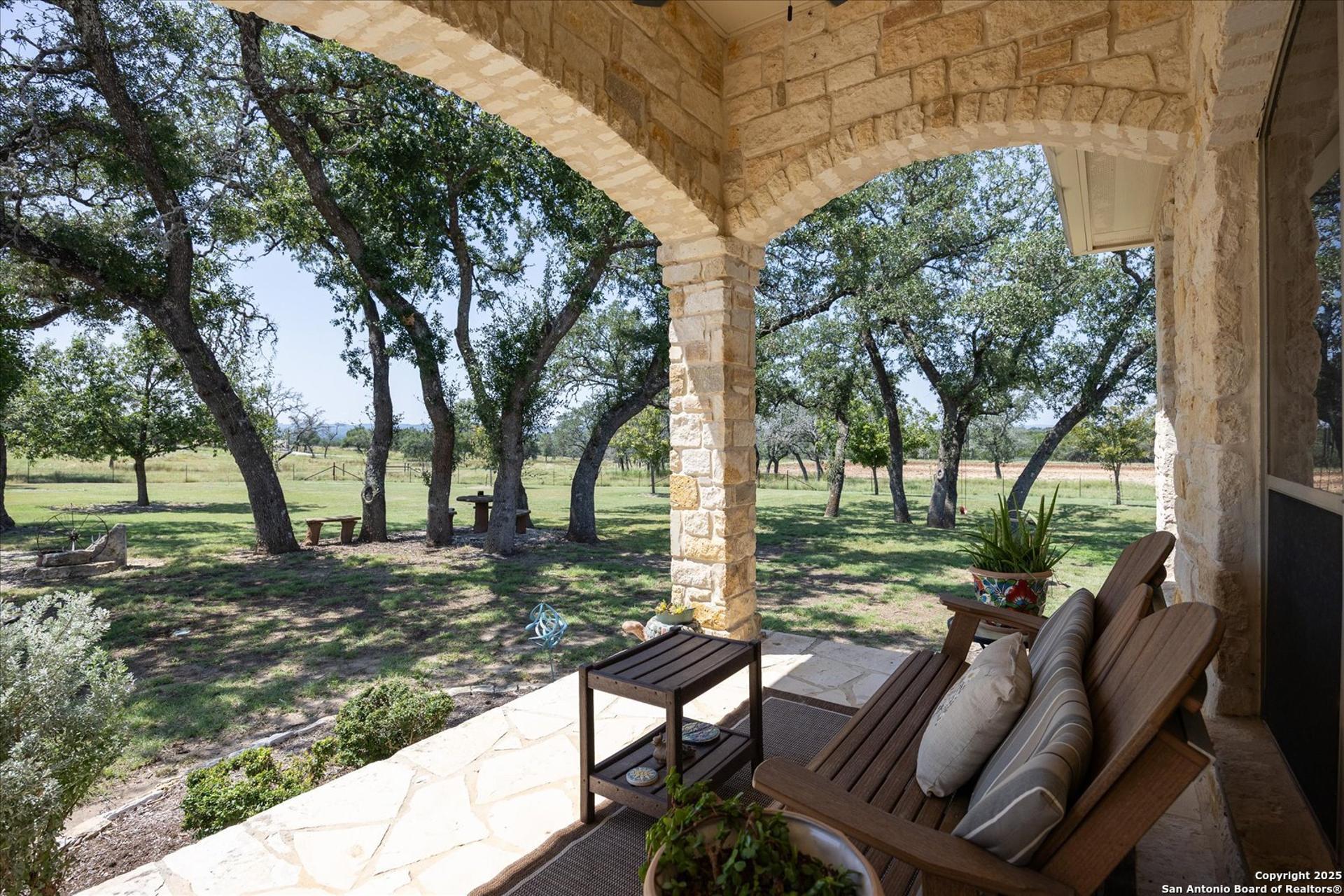 34 Cravey Rd, BOERNE, TX, 78006
