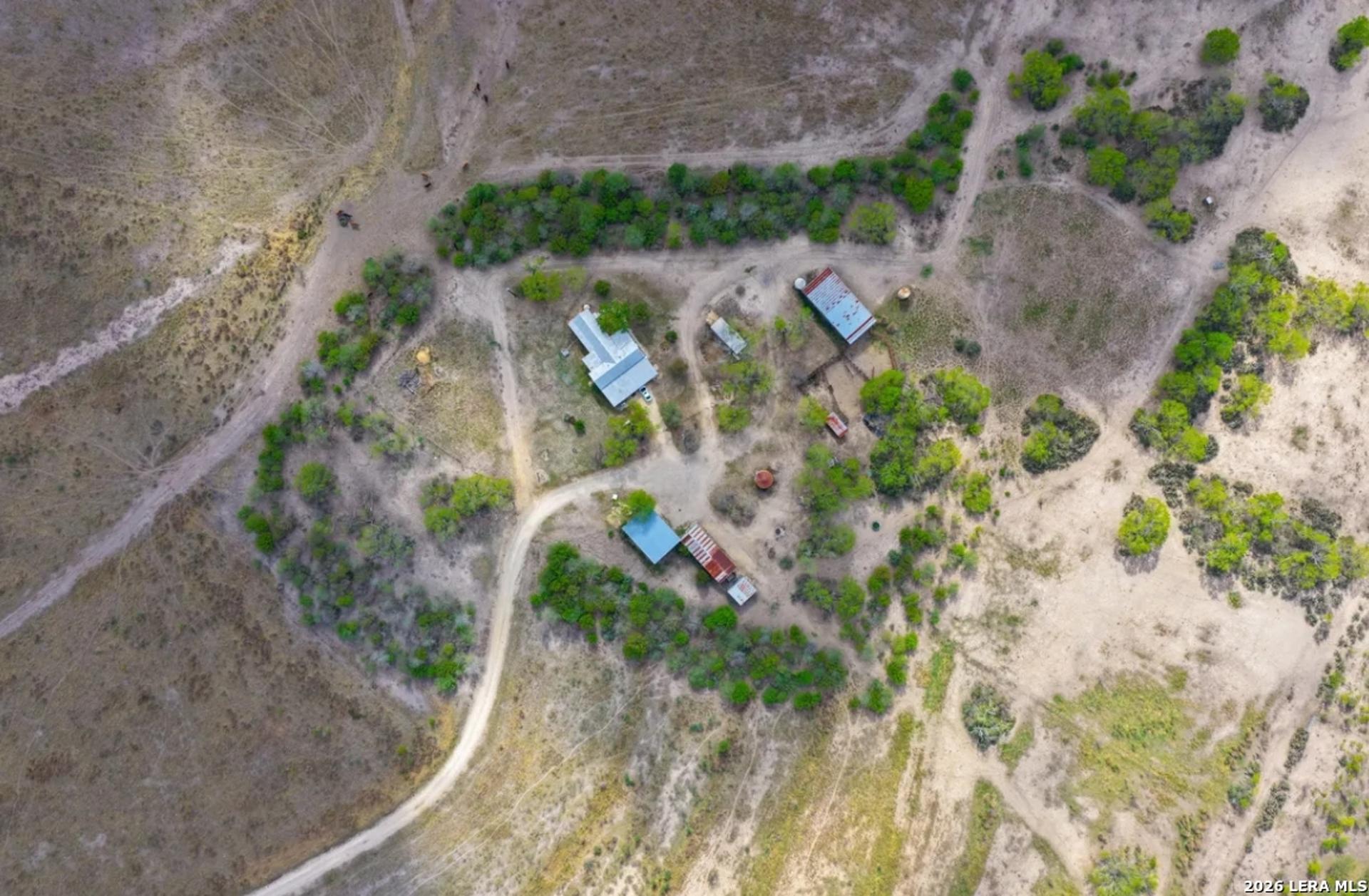 1444 County Road 210, FLORESVILL, TX, 78114