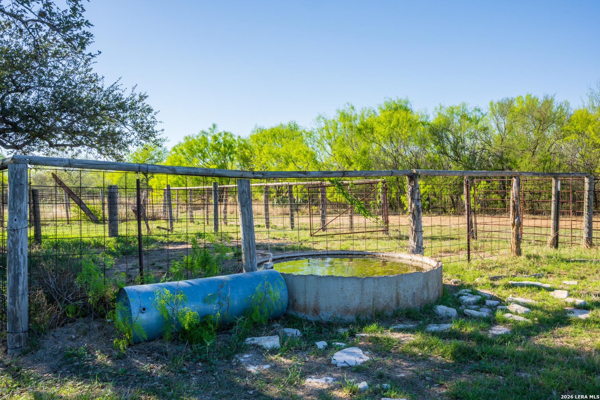 1048 County Road 640, HONDO, TX, 78861