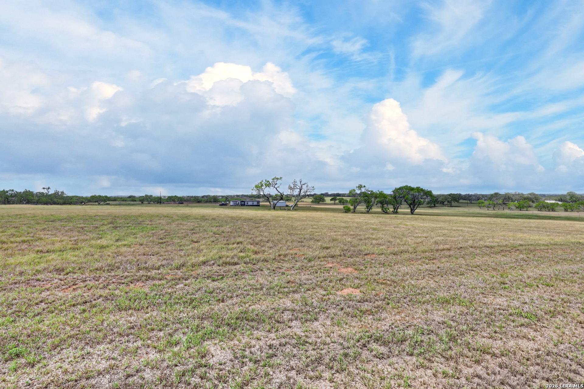435 Fm 539, FLORESVILL, TX, 78114