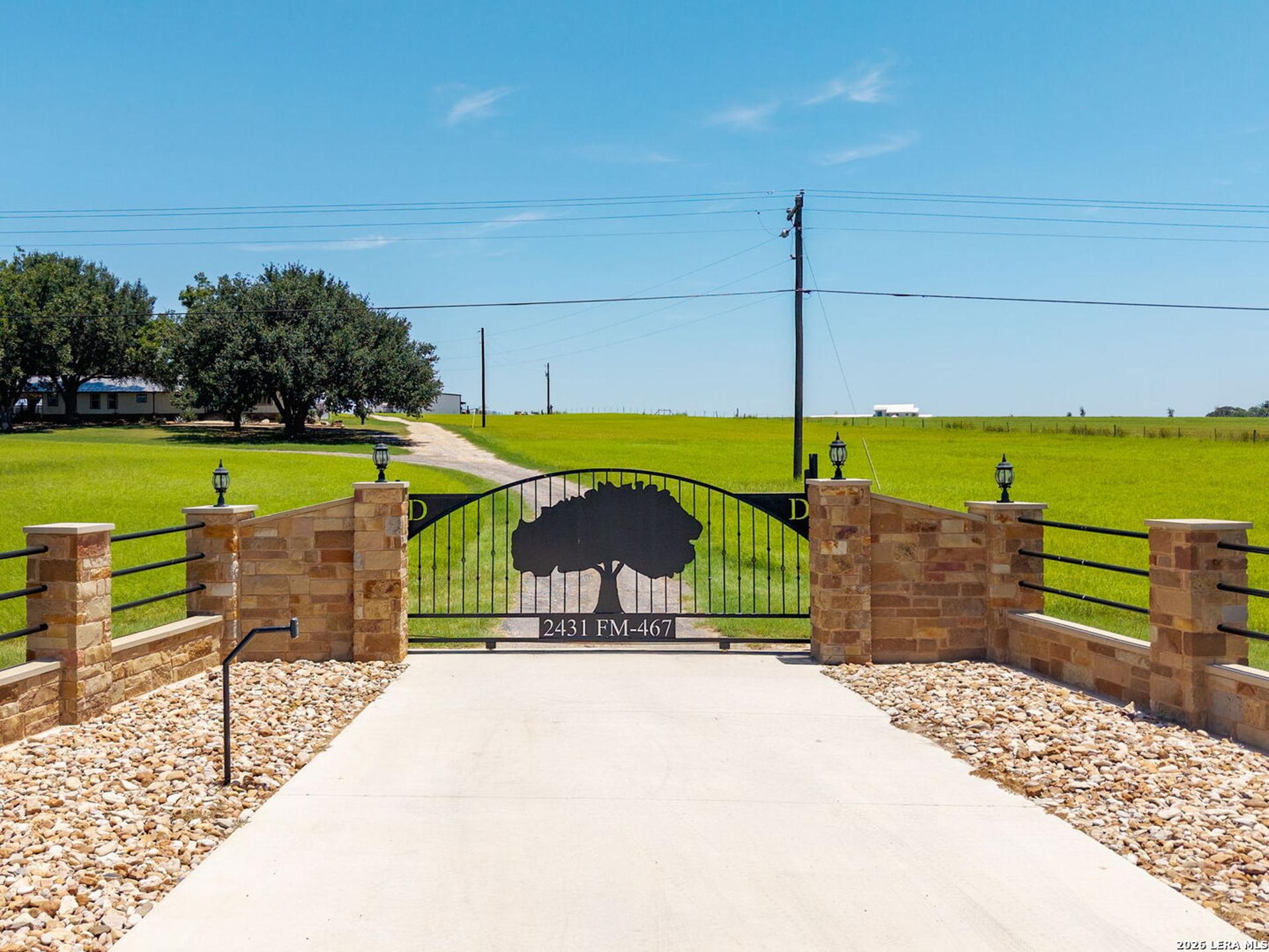2431 FM 467, SEGUIN, TX, 78155