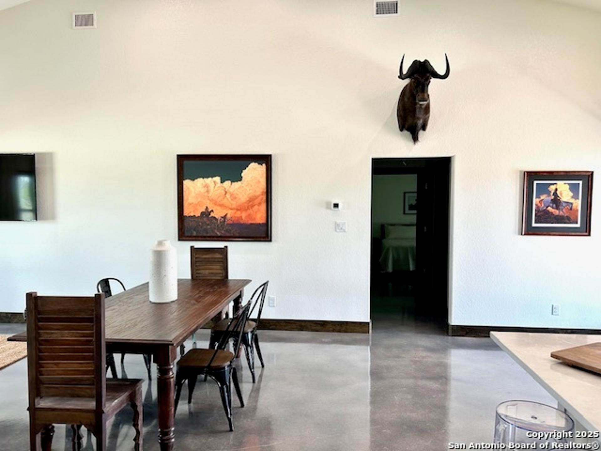 IH 35, PEARSALL, TX, 78061