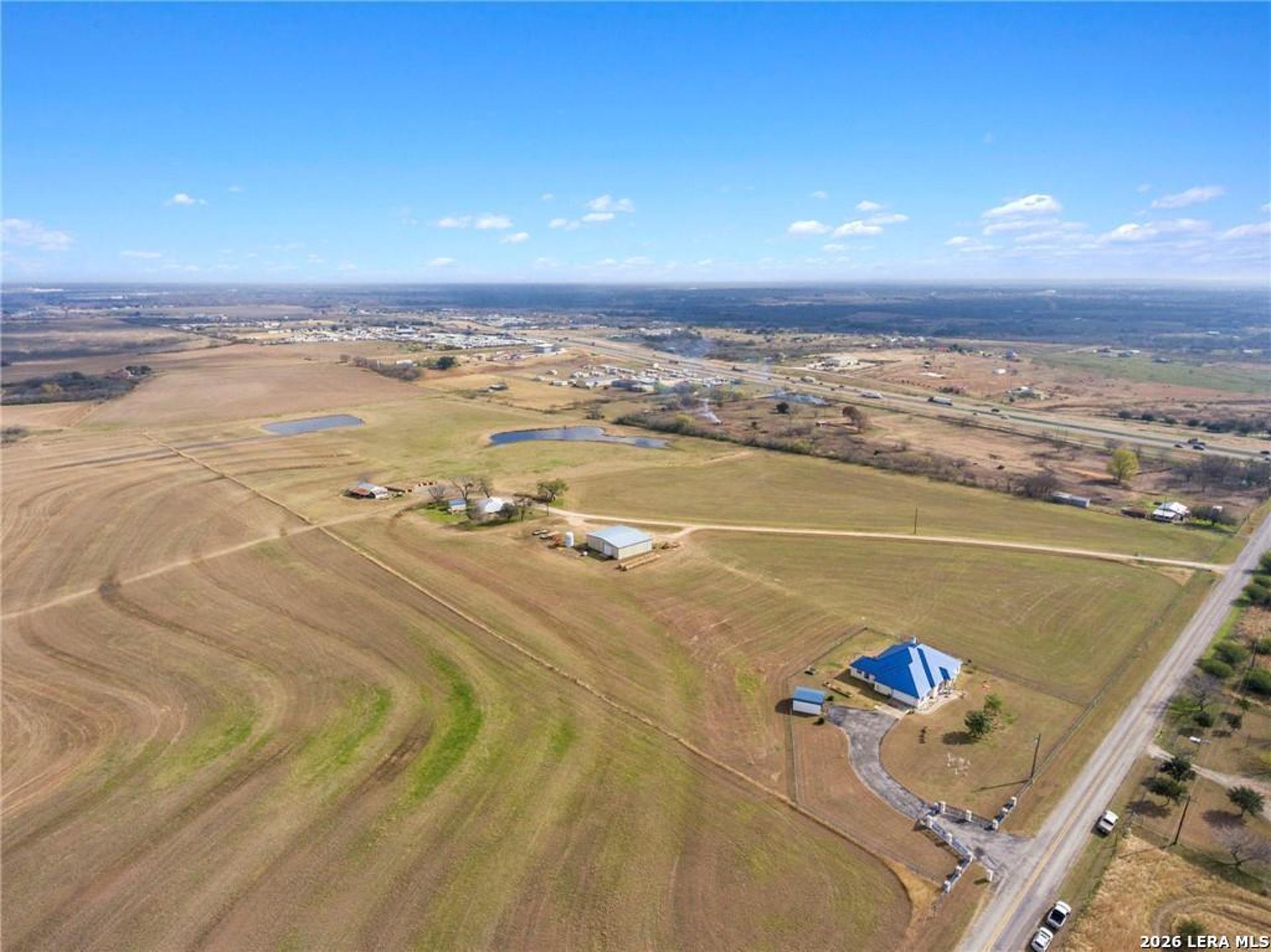 335 & 725 Pioneer Road, SEGUIN, TX, 78155