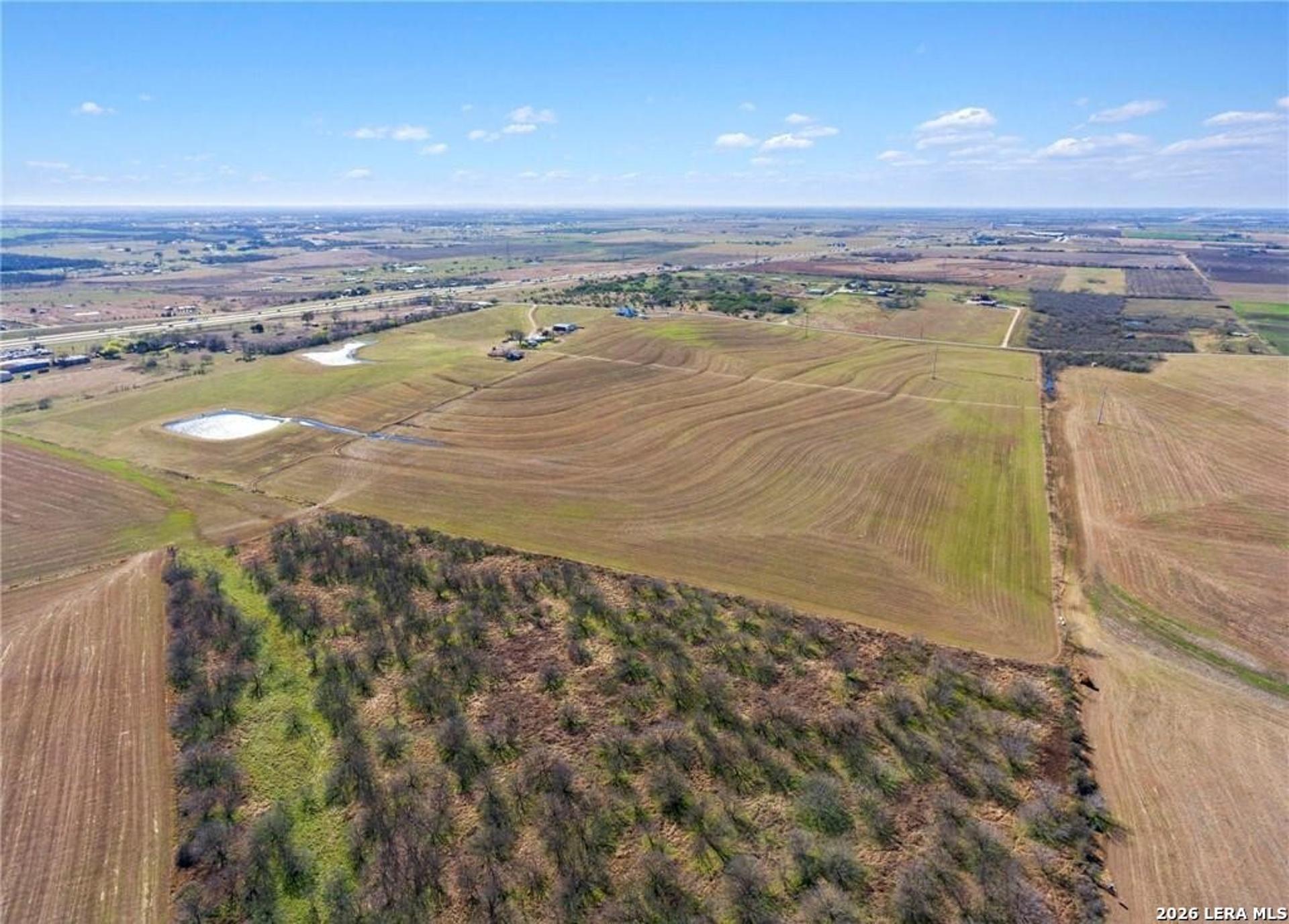 335 & 725 Pioneer Road, SEGUIN, TX, 78155