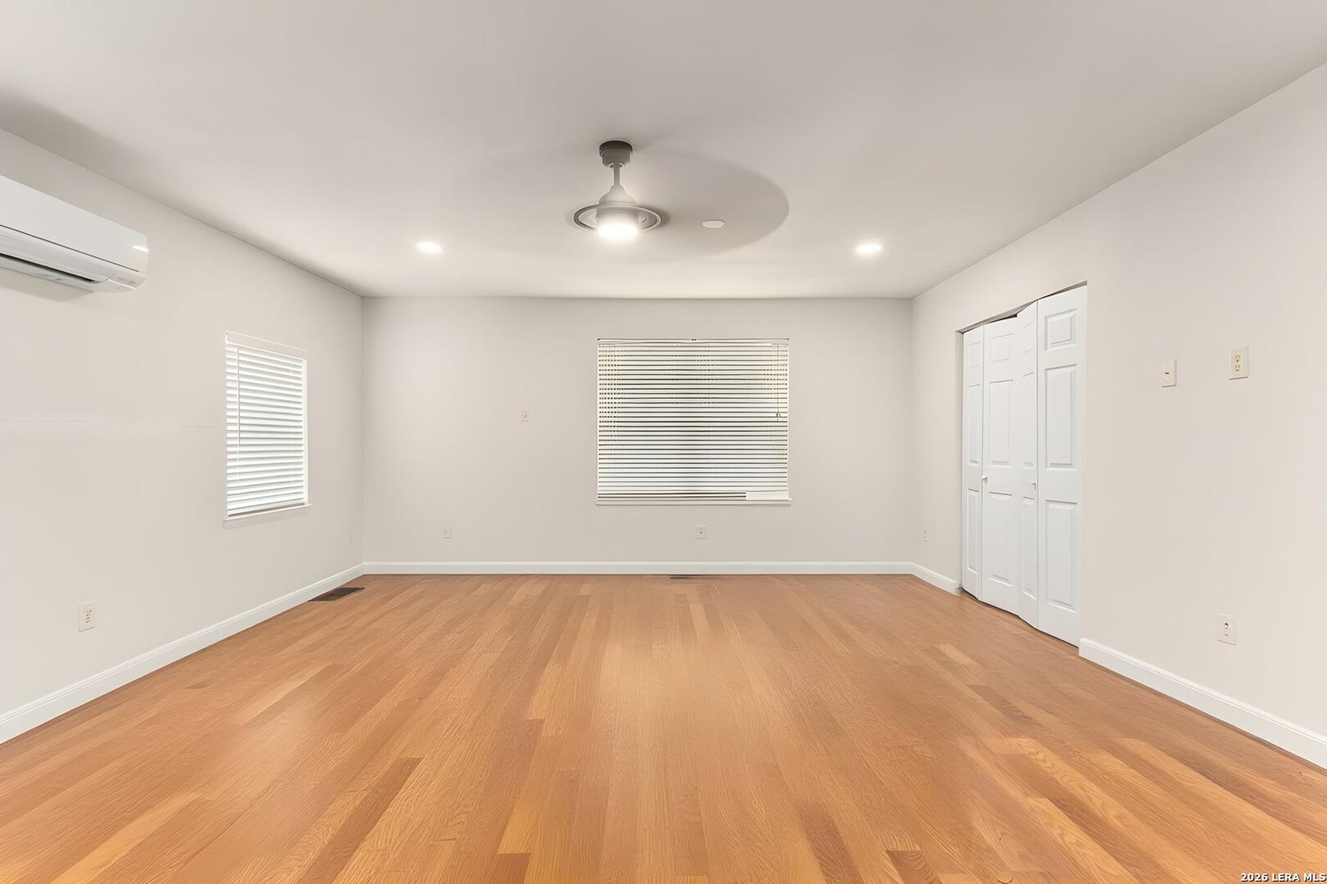 350 Ullrich, MARION, TX, 78124