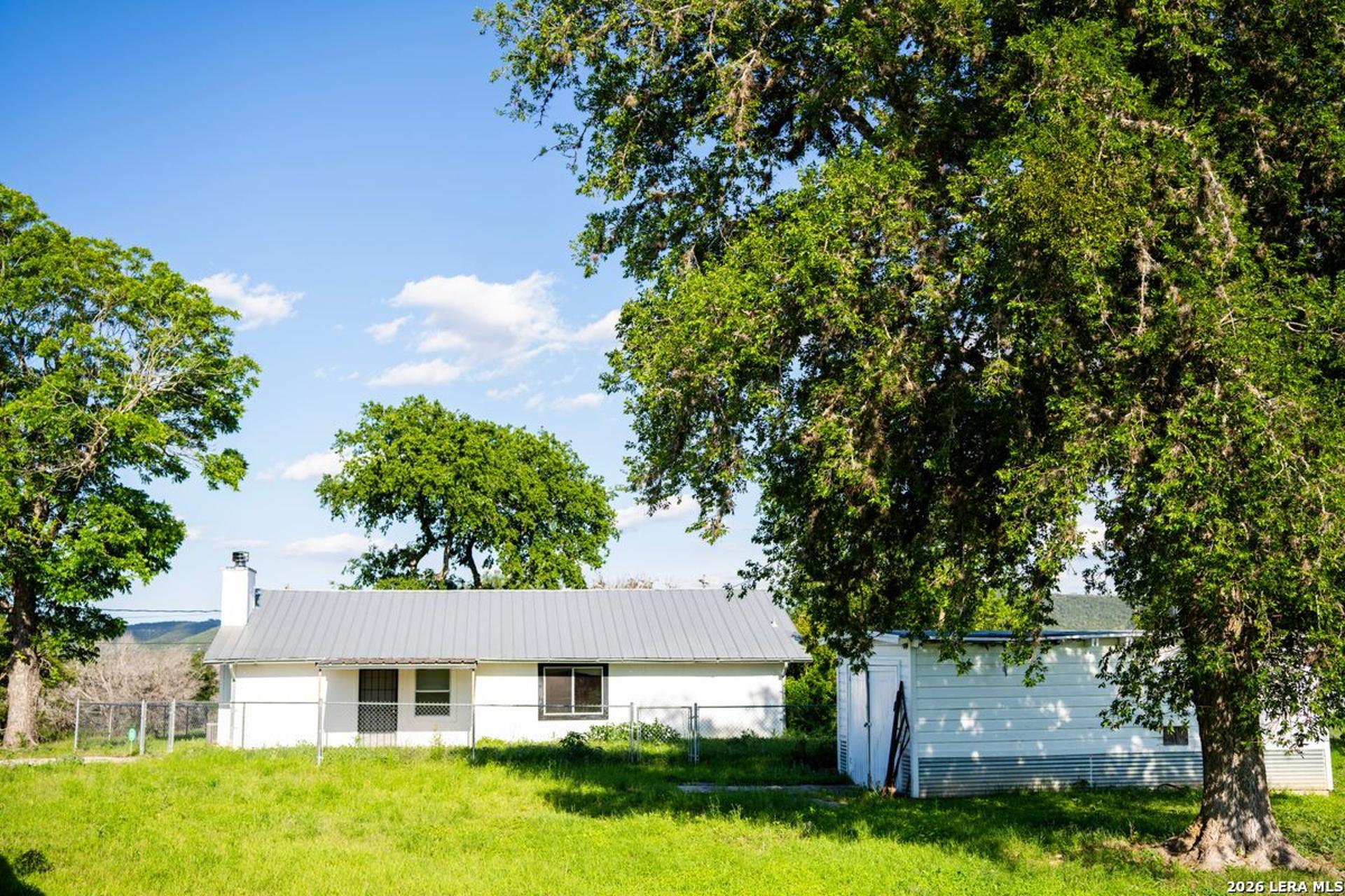 3584 Privilege Creek Road, BANDERA, TX, 78063