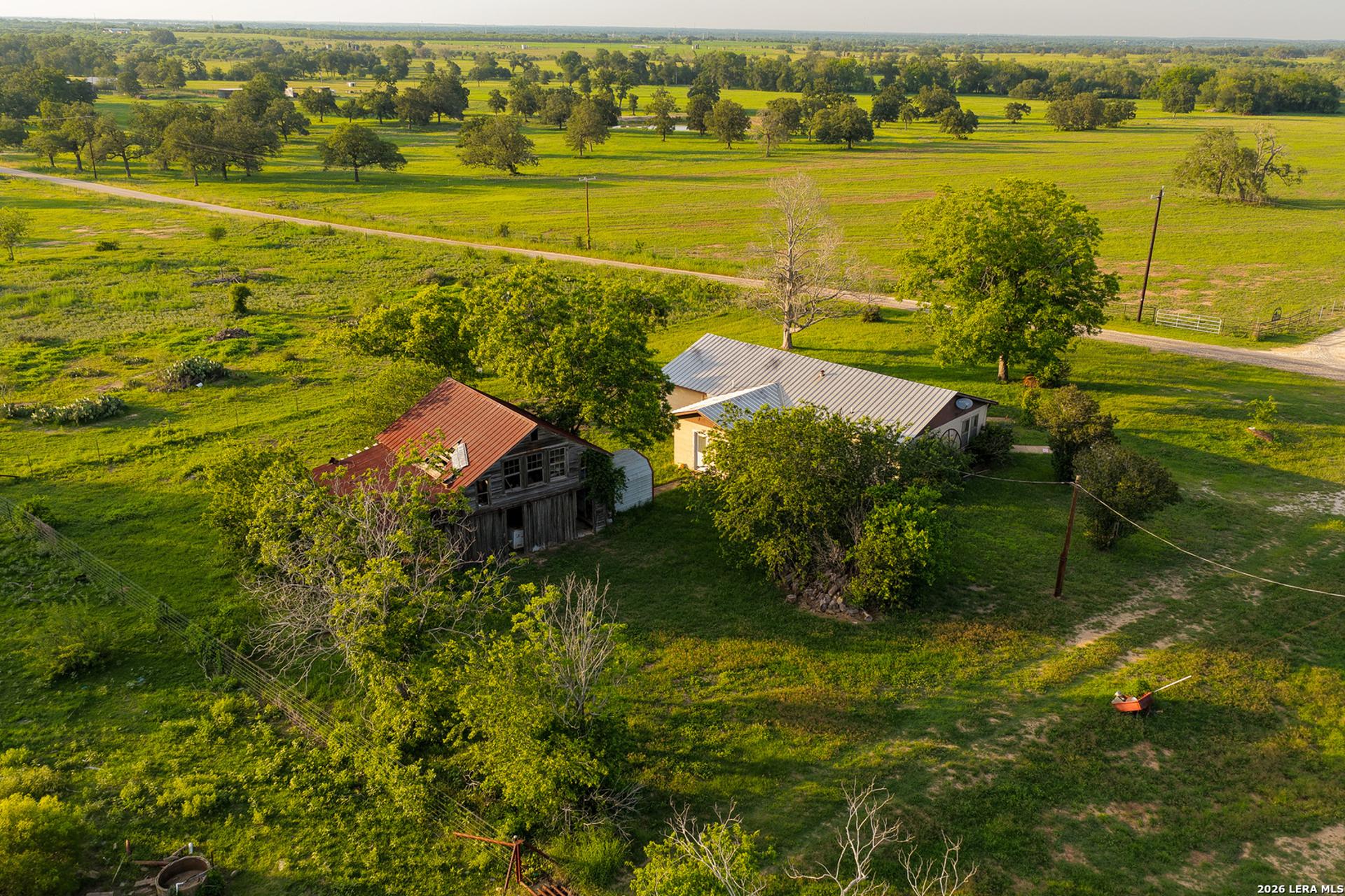 430 WATTS RD, KINGSBURY, TX, 78638