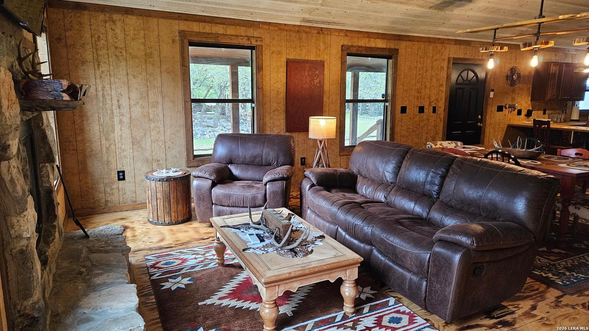 11695 COUNTY ROAD 350, BARKSDALE, TX, 78828