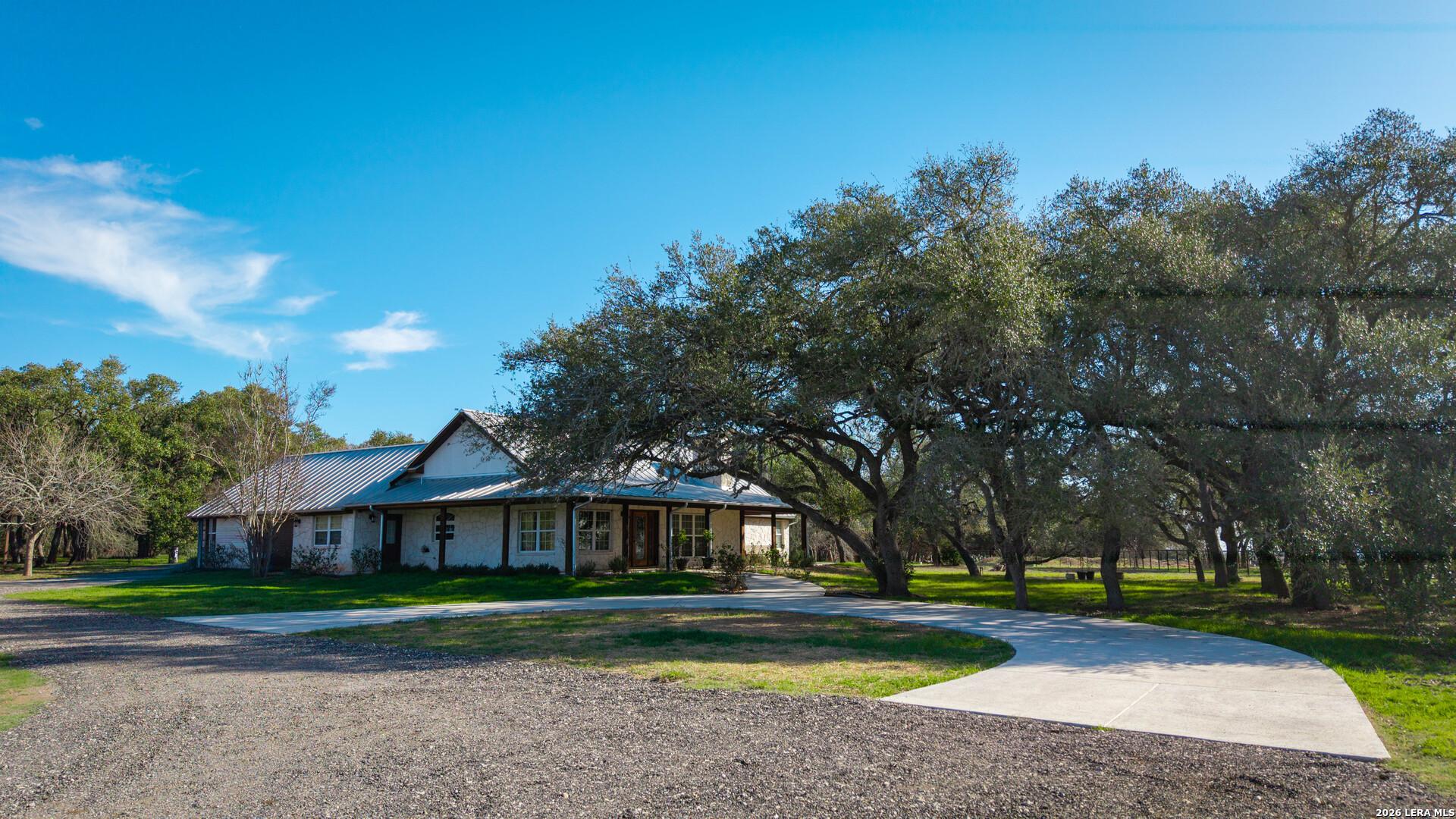 2444 PURGATORY RD, NEWBRAUNFE, TX, 78132