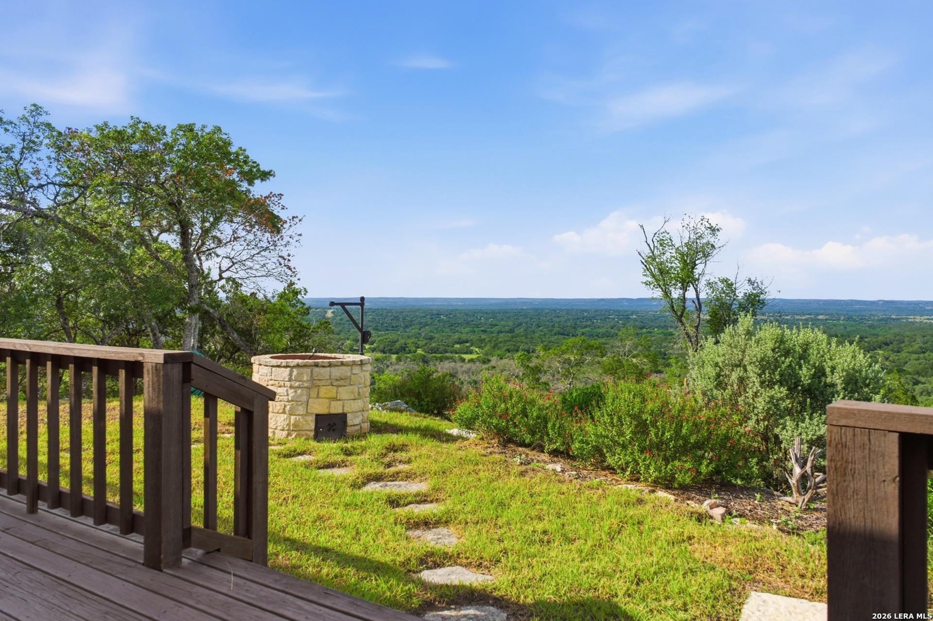 26 SEEWALD RD, BOERNE, TX, 78006