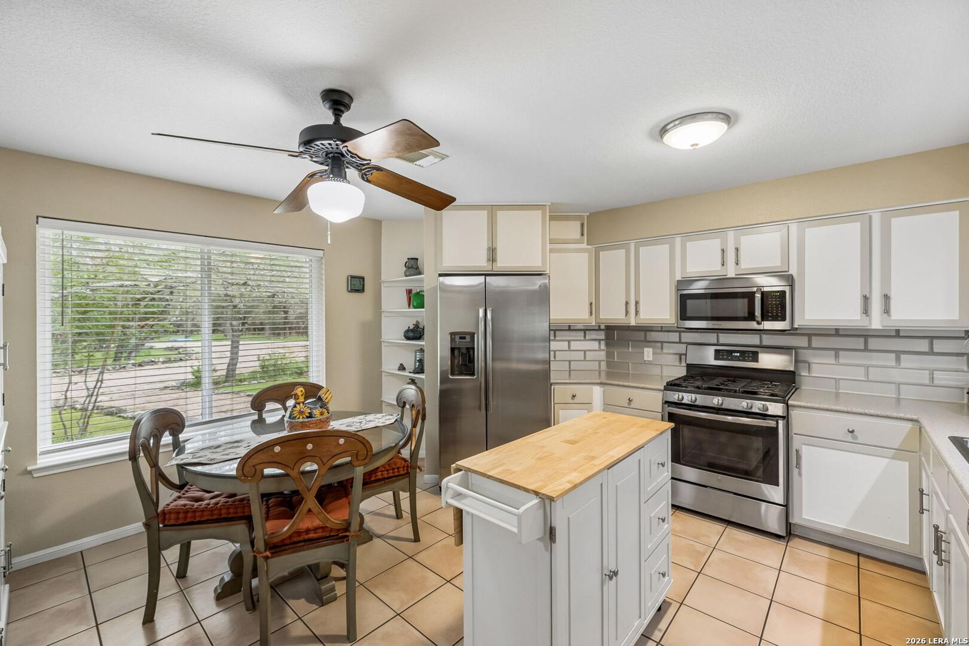 300 BLUFF RD, SPICE_WOOD, TX, 78669