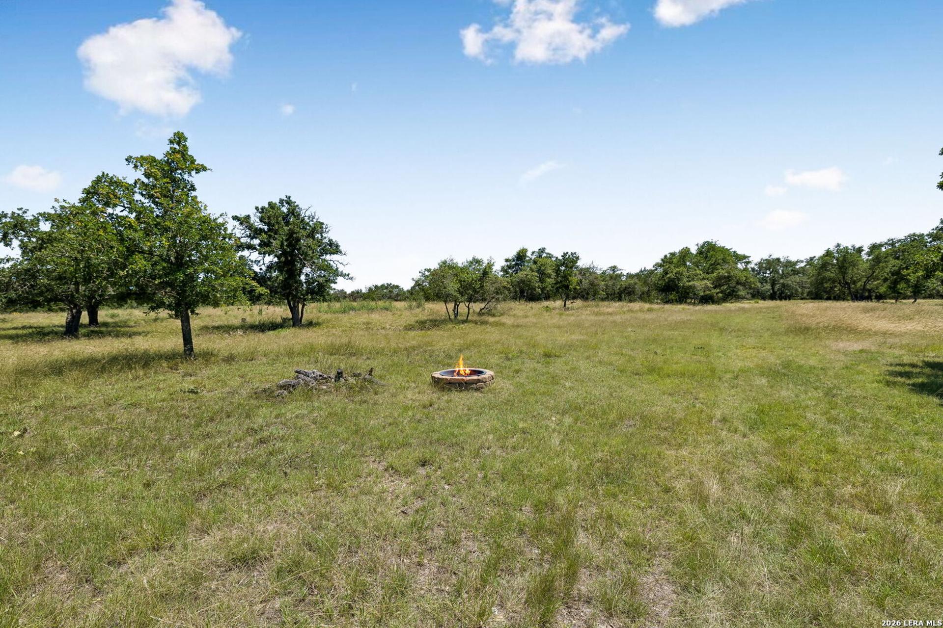 230 OLD ROEDER RD NW, HARPER, TX, 78631