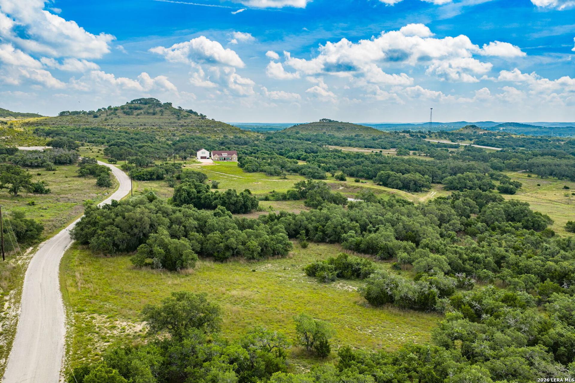 147 Gray Wolf, BLANCO, TX, 78606