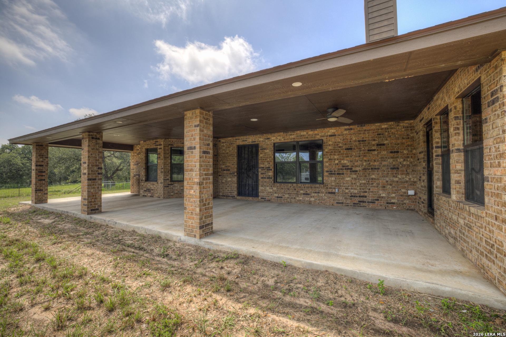 1798 County Road 359, GILLETT, TX, 78116