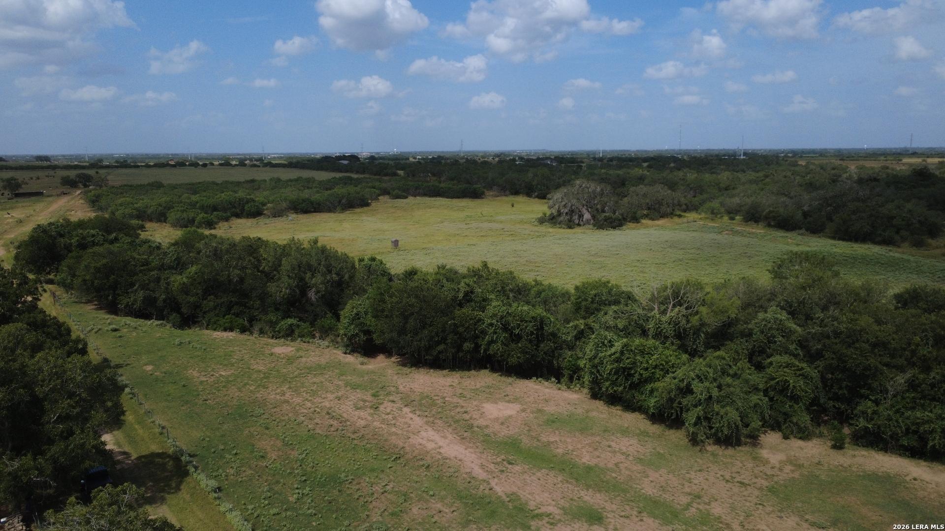 3558 Fm 536, FLORESVILL, TX, 78114