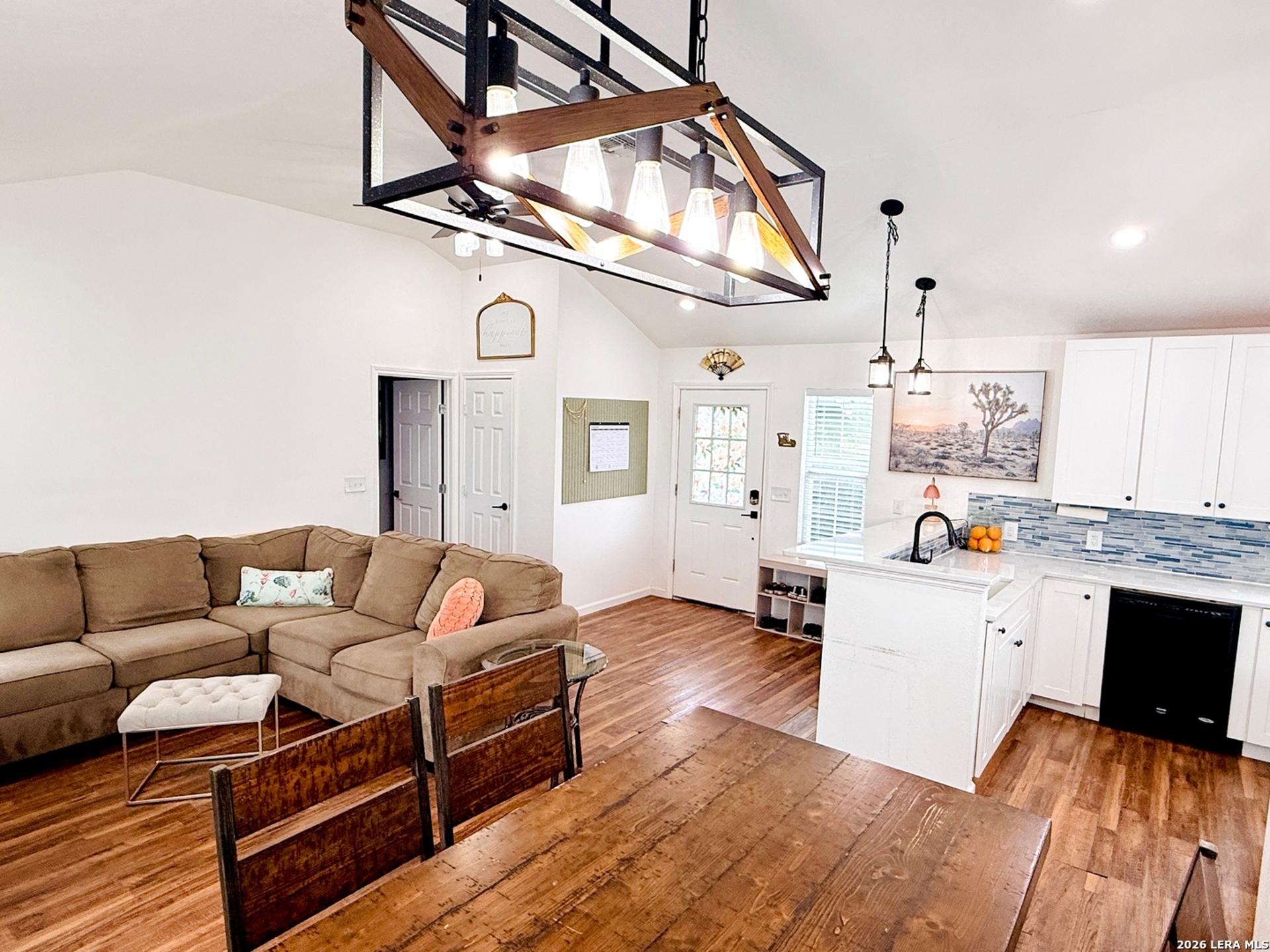928 County Road 154, PLEASANTON, TX, 78064
